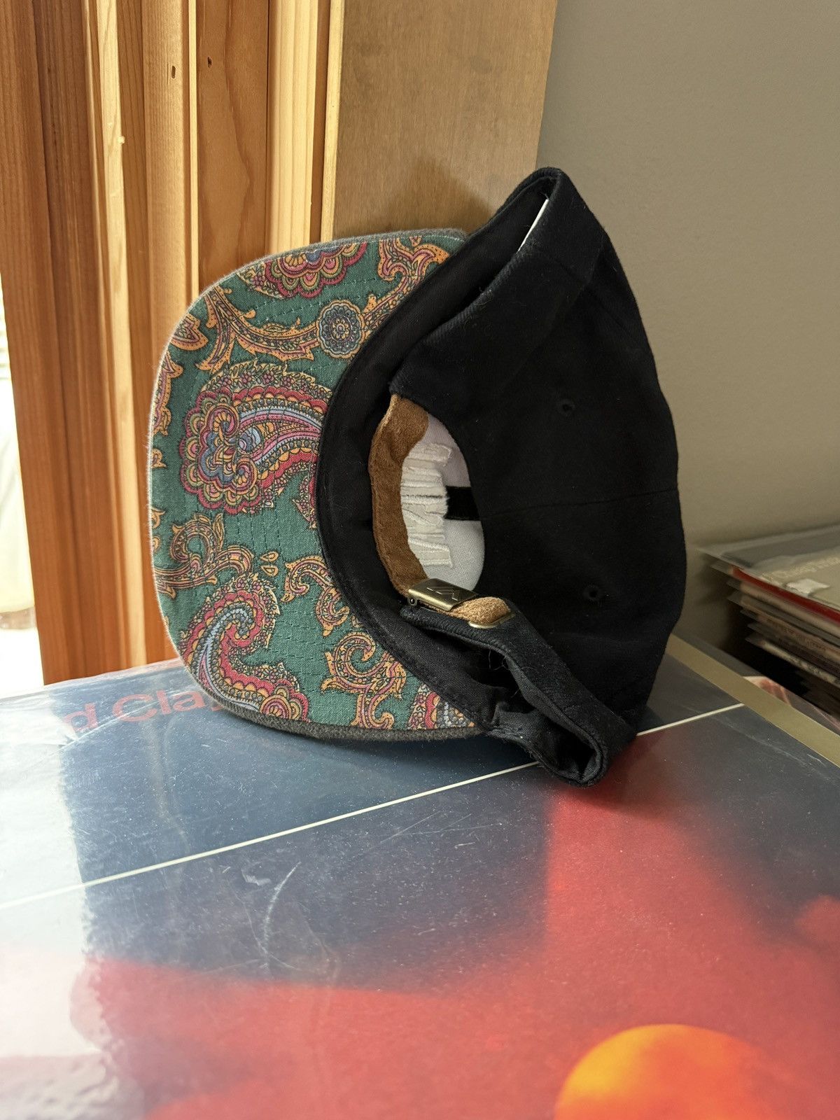 Vintage Vintage Inside Edition Paisley Underbrim Strapback Hat Size ONE SIZE - 4 Thumbnail