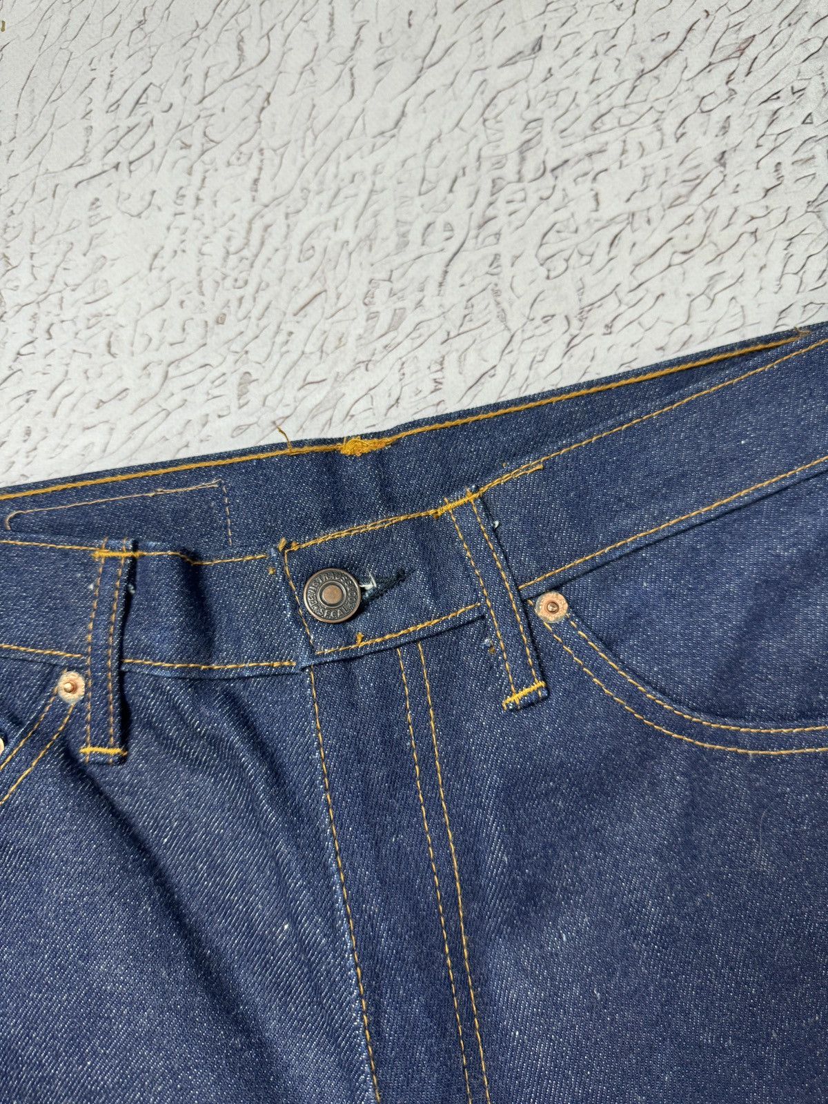 Levi's Levi’s vintage indigo blue straight denim jeans pants Size US 31 - 8 Thumbnail