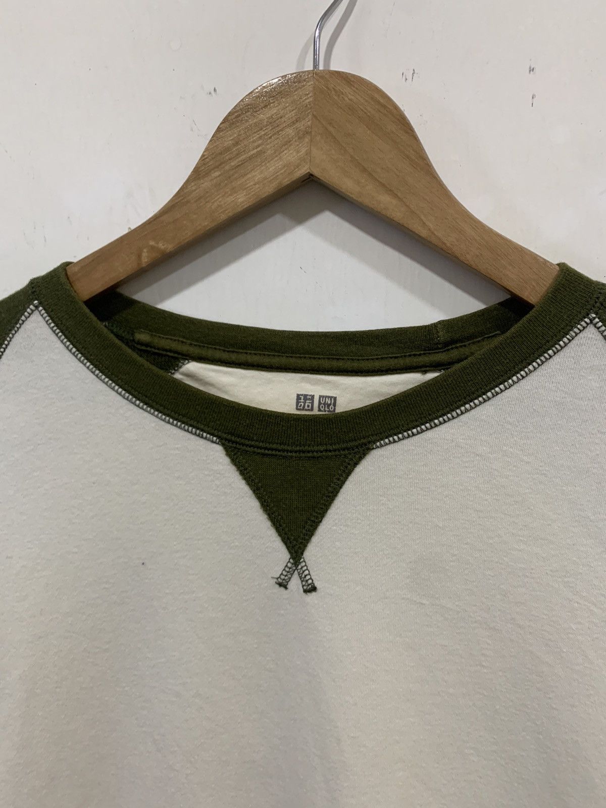 Uniqlo Uniqlo Long Sleeve Medium Size Size US M / EU 48-50 / 2 - 4 Thumbnail