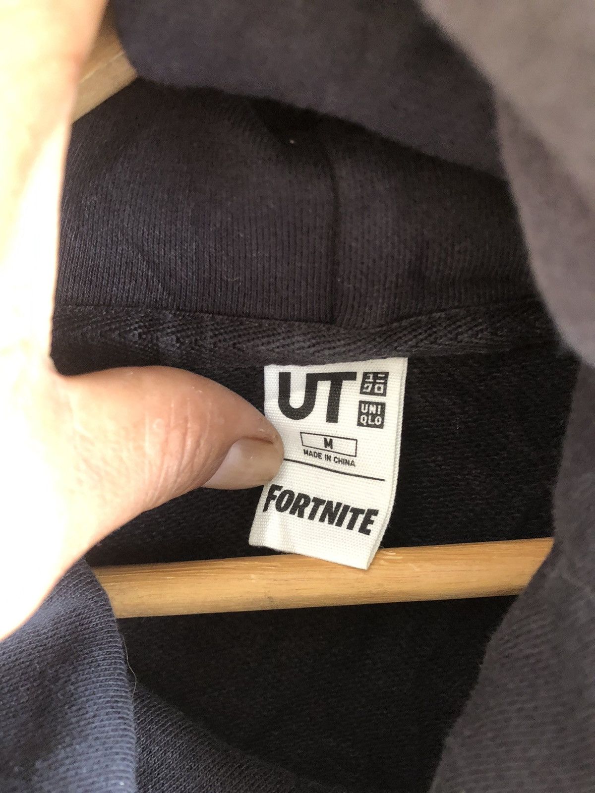 Japanese Brand × Uniqlo Vintage Y2k Uniqlo Feat Fortnite DJ younder Size US M / EU 48-50 / 2 - 5 Thumbnail