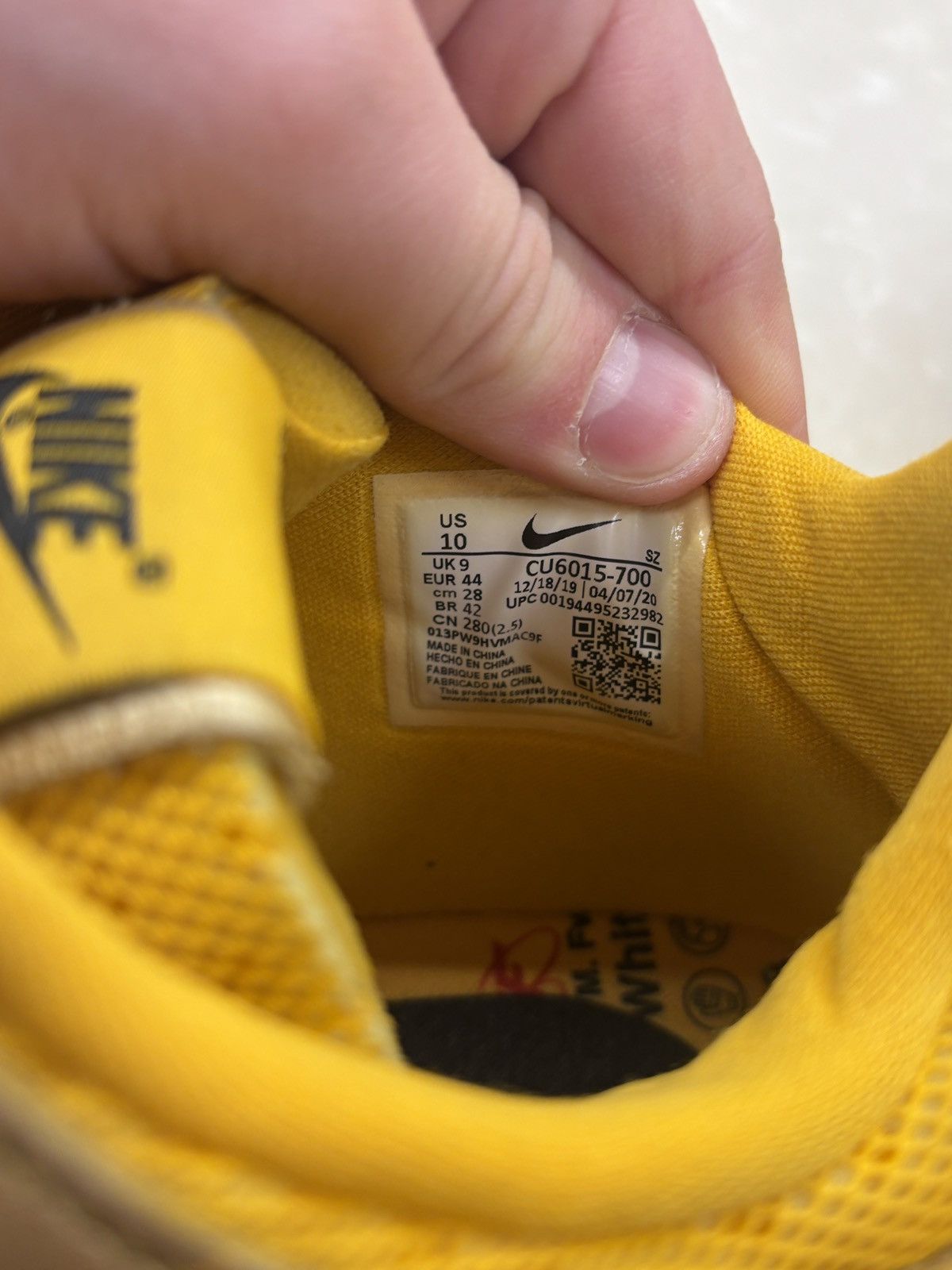 Nike × Off-White Off white rubber dunks university gold Size US 10 / EU 43 - 12 Thumbnail
