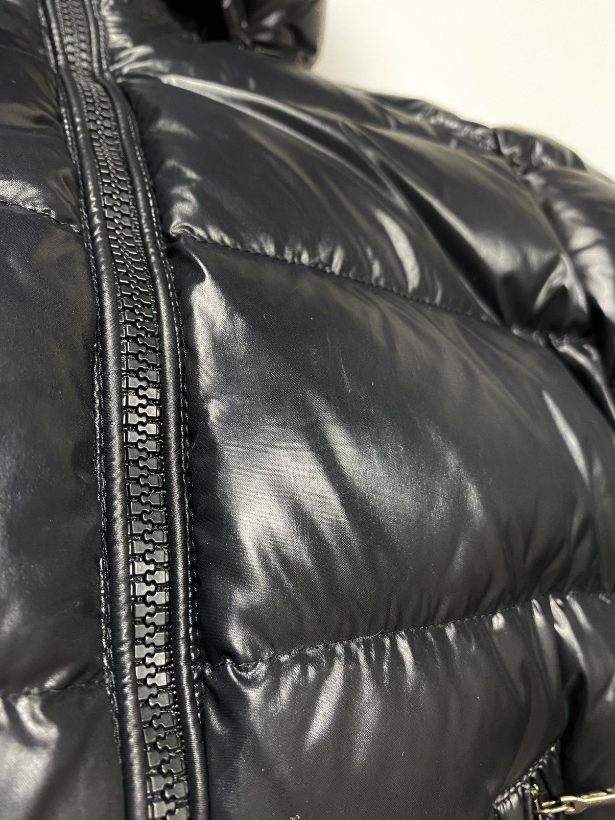 Moncler Moncler Maya Kids Down Puffer Jacket Size 12/152 Size XS / US 0-2 / IT 36-38 - 20 Thumbnail
