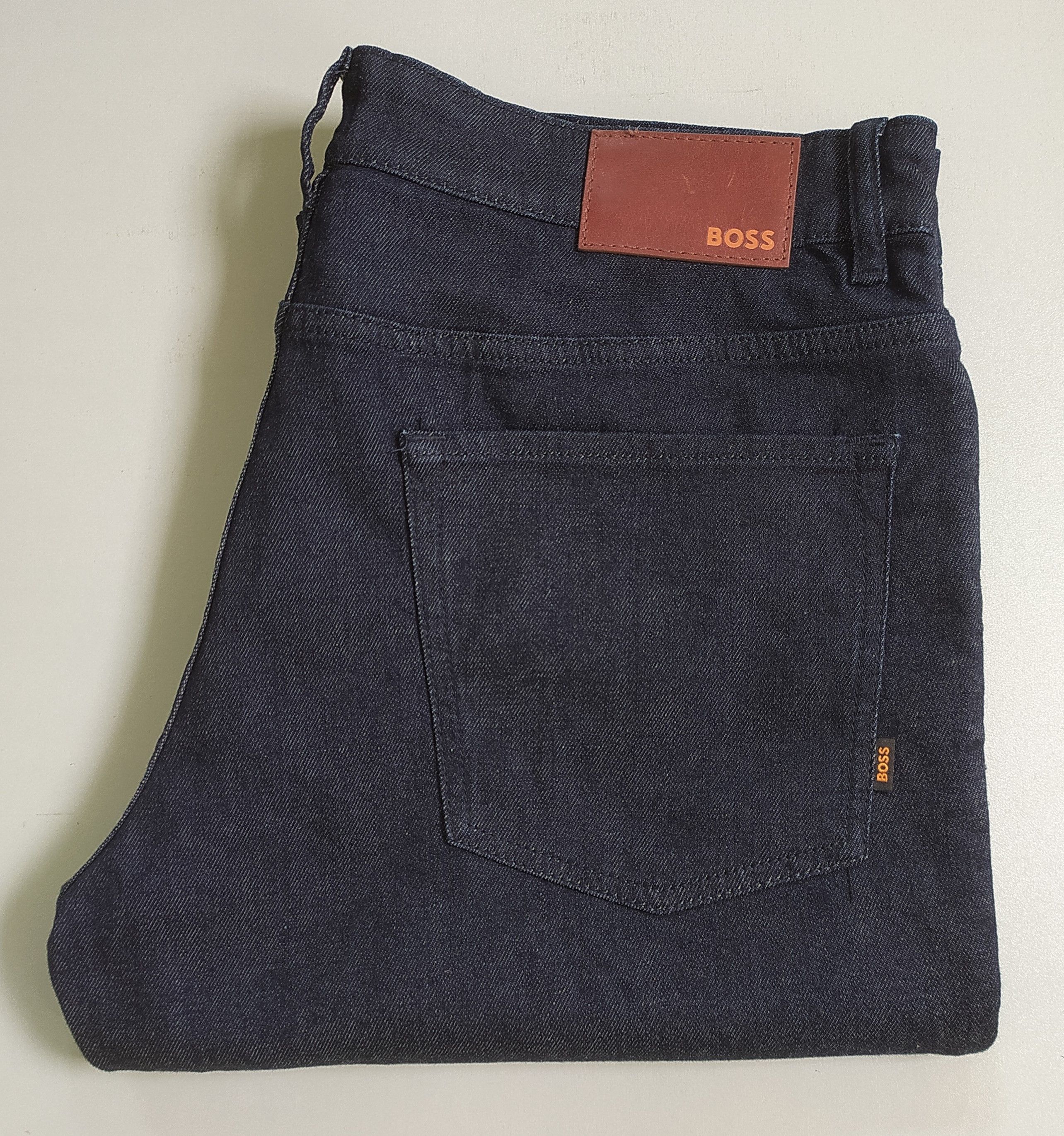 Hugo Boss HUGO BOSS RE.MAINE Regular Fit Jeans FREE SHIPPING T/6038 Size US 38 / EU 54 - 1 Thumbnail