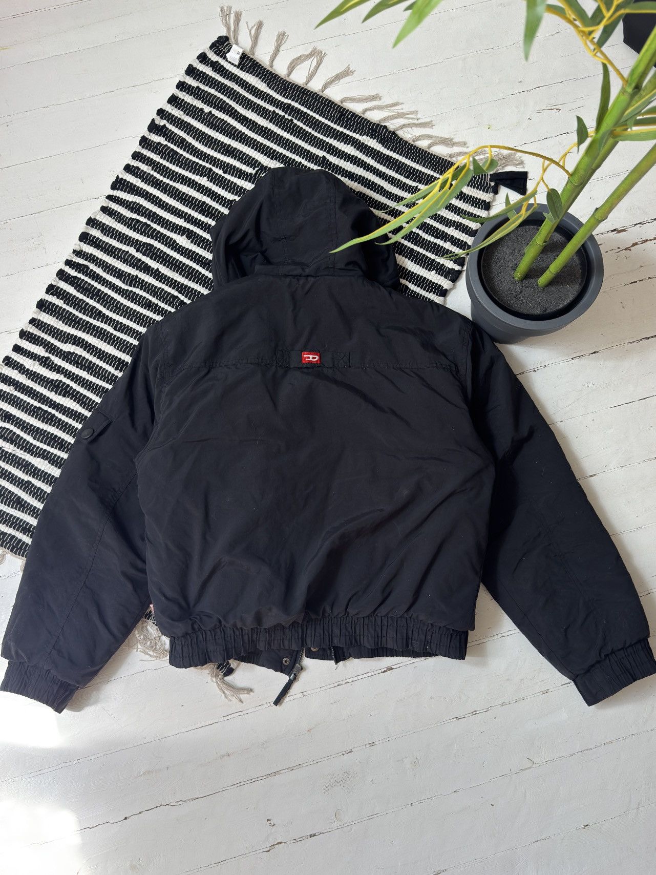 Diesel VINTAGE DIESEL BOOTLEG 2000s DOWN PUFFER BOMBER Size XL / US 12-14 / IT 48-50 - 2 Thumbnail