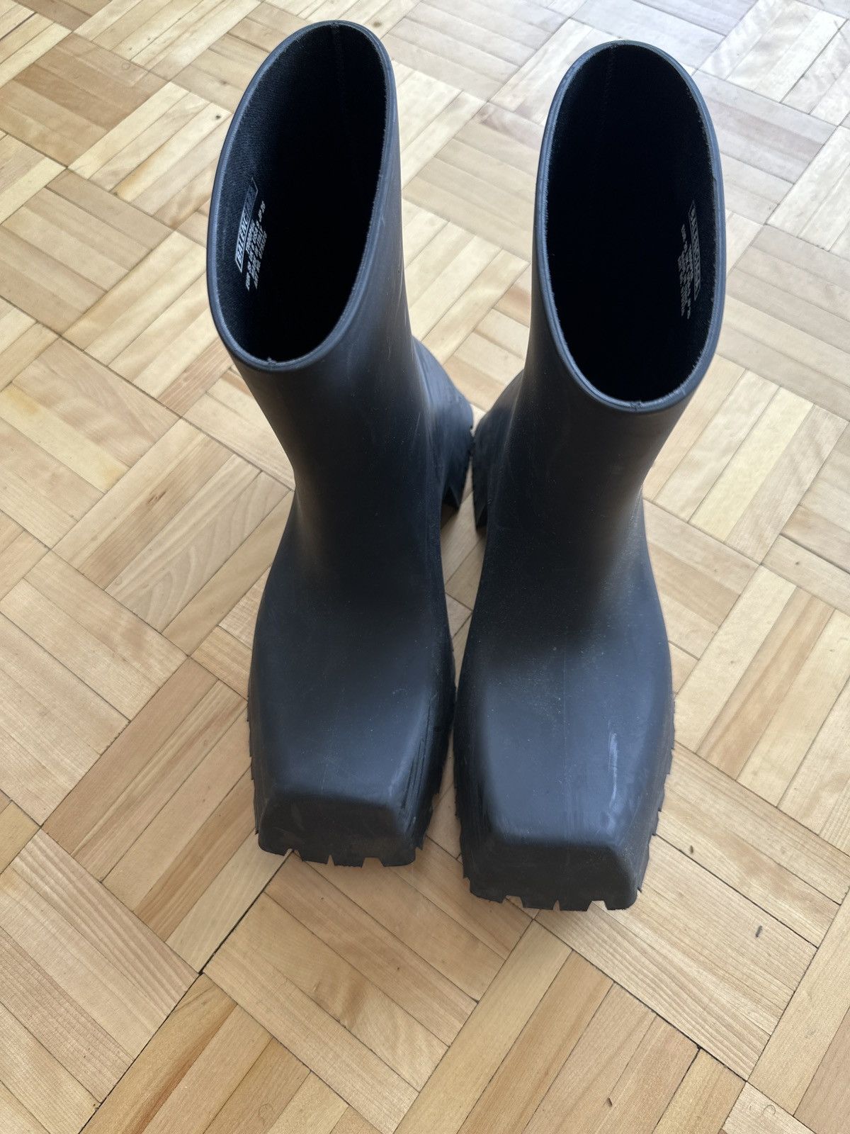 Balenciaga Balenciaga rubber troopers Size US 9 / EU 42 - 2 Thumbnail