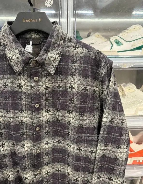 Chrome Hearts chrome hearts black gray cross patch shirt. Size US L / EU 52-54 / 3 - 2 Thumbnail