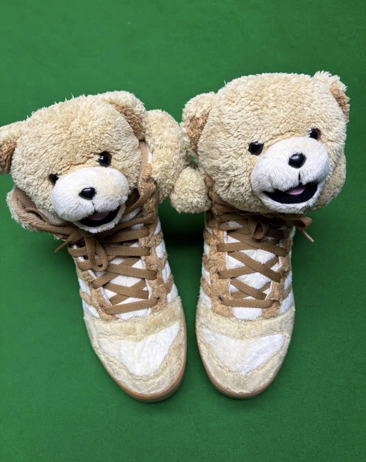 Adidas × Jeremy Scott Jeremy Scott x Adidas Teddy Bear OG Pink