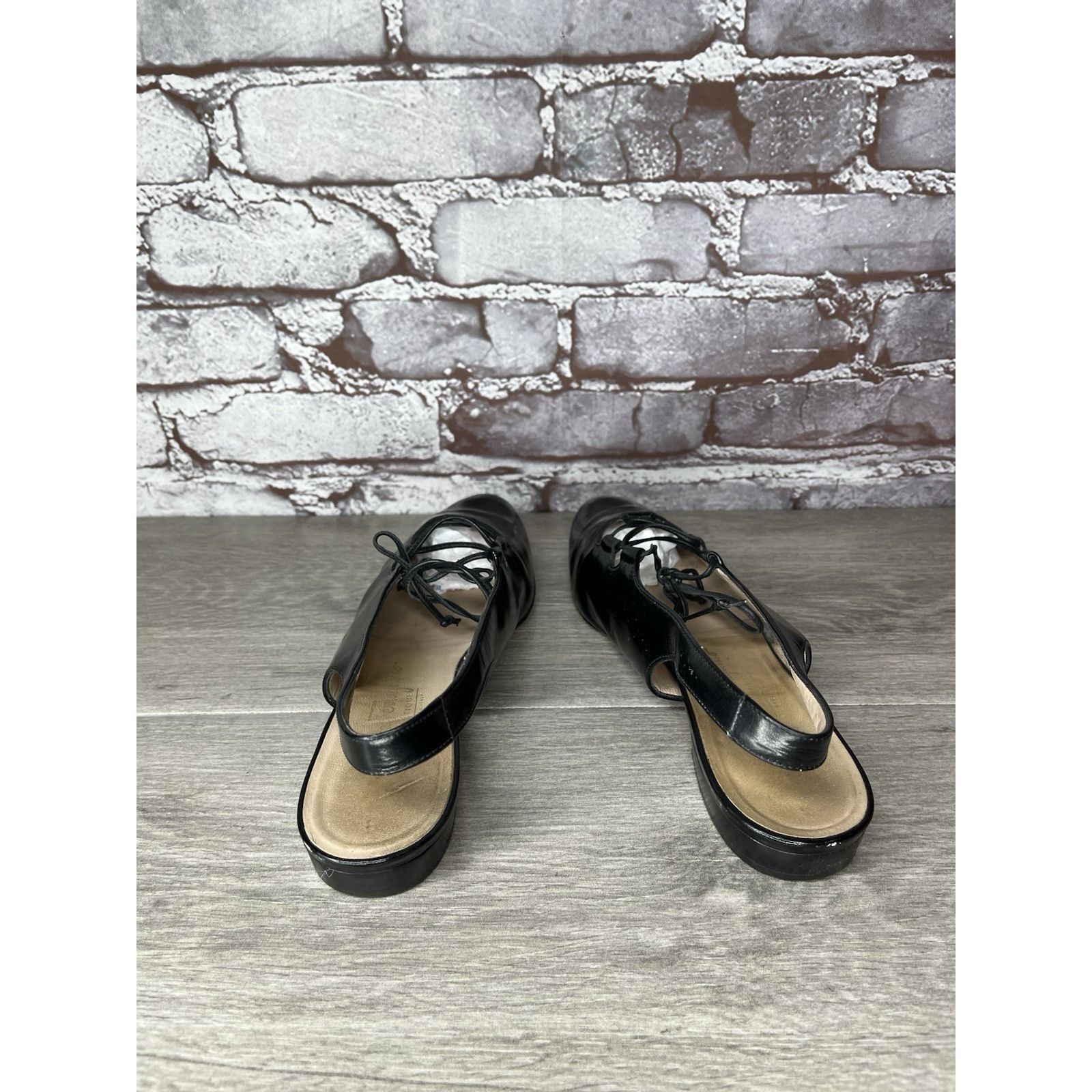 Salvatore Ferragamo Salvatore Ferragamo Boutique Black Patent Leather Pumps Shoe Size US 9 / IT 39 - 12 Thumbnail