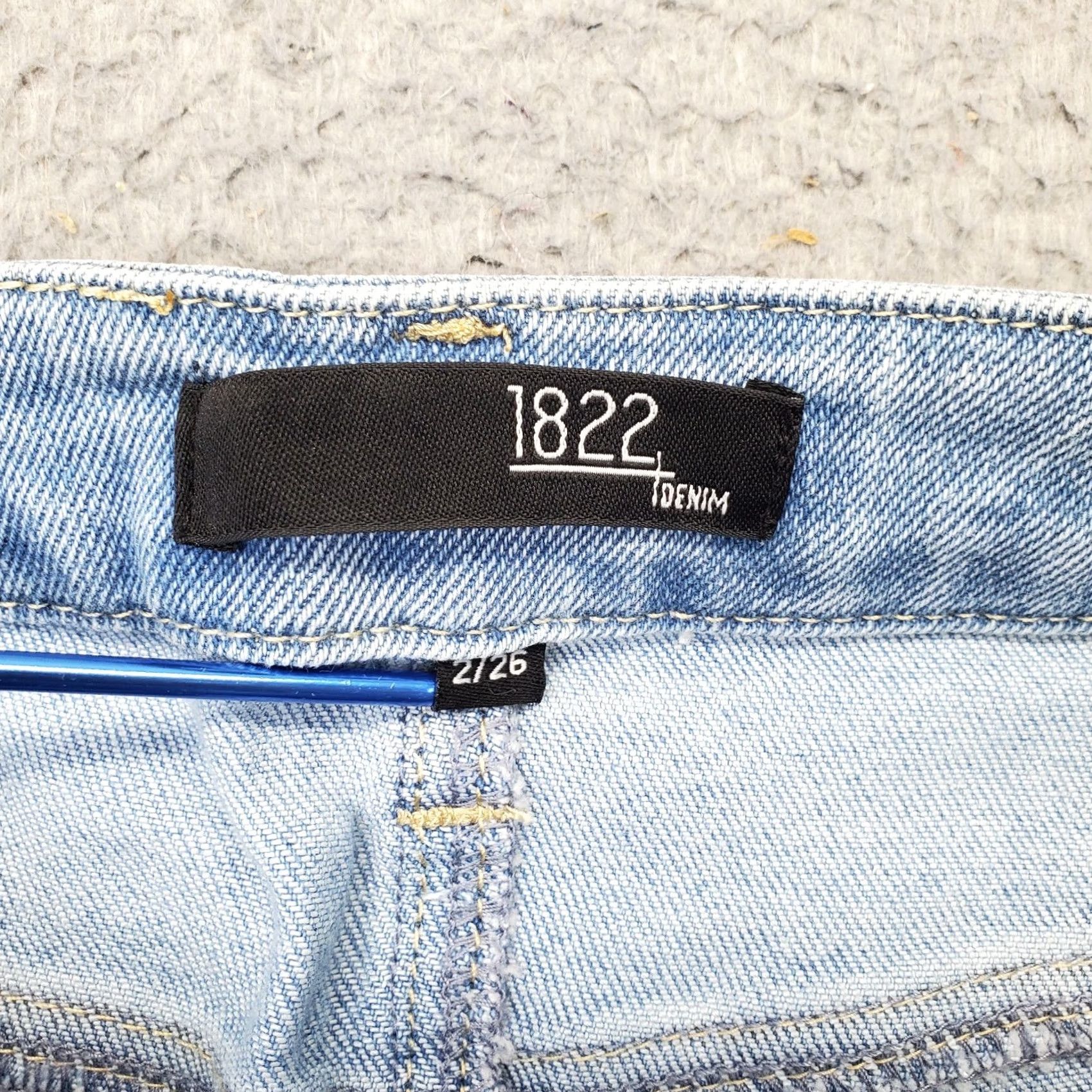 Vintage 1822 Denim Womens 2 Bermuda Shorts Blue 5 Pockets High Rise 2 Inseam 6.5" NWT Vintage: No Size 26" / US 2 / IT 38 - 6 Thumbnail