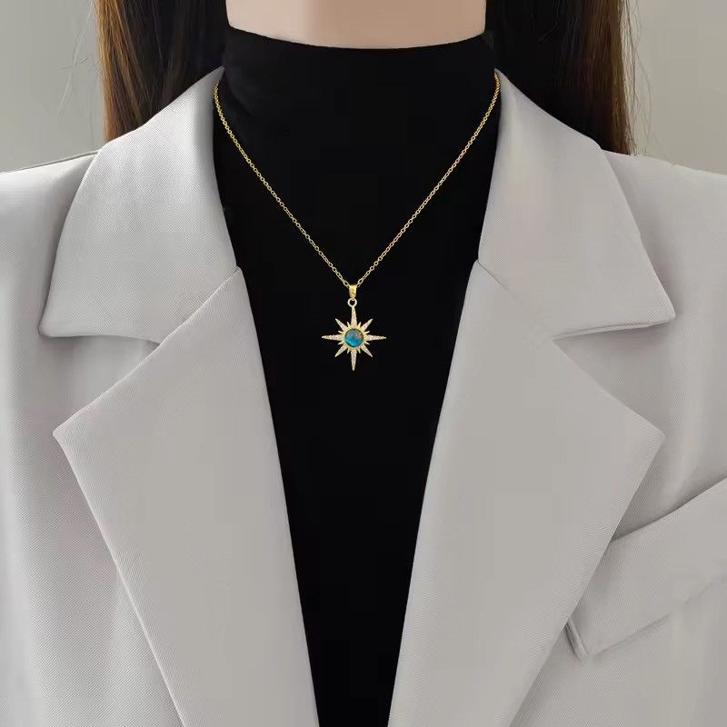 Vintage Retro Goth Starburst Necklace Size ONE SIZE - 2 Thumbnail