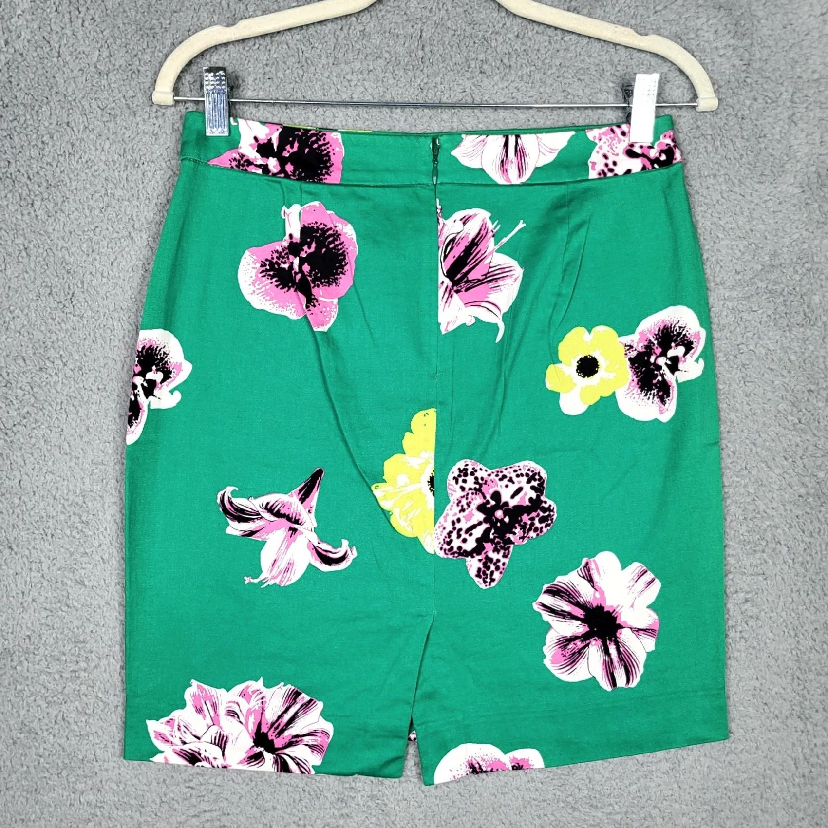 J.Crew J.CREW Pencil Skirt 6P Green Floral Knee Length Cotton Petite Women's Dressy Casual Skirt Mens? No. Size 28" / US 6 / IT 42 - 4 Thumbnail