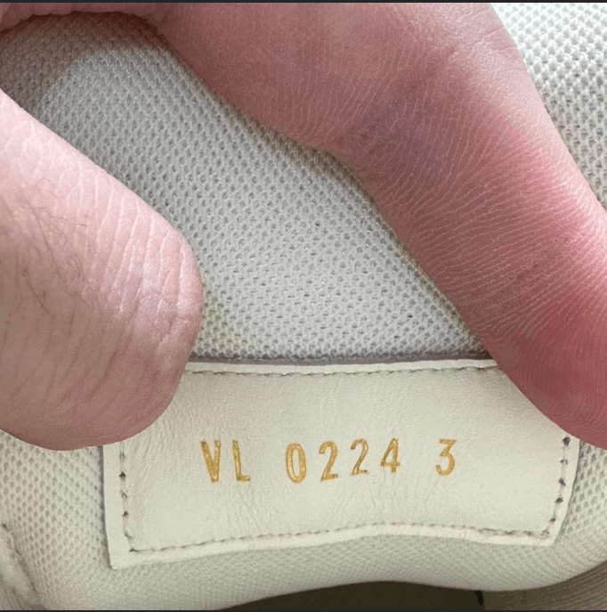 Louis Vuitton Louis Vuitton low-top sneakers Size US 5 / EU 37 - 5 Thumbnail
