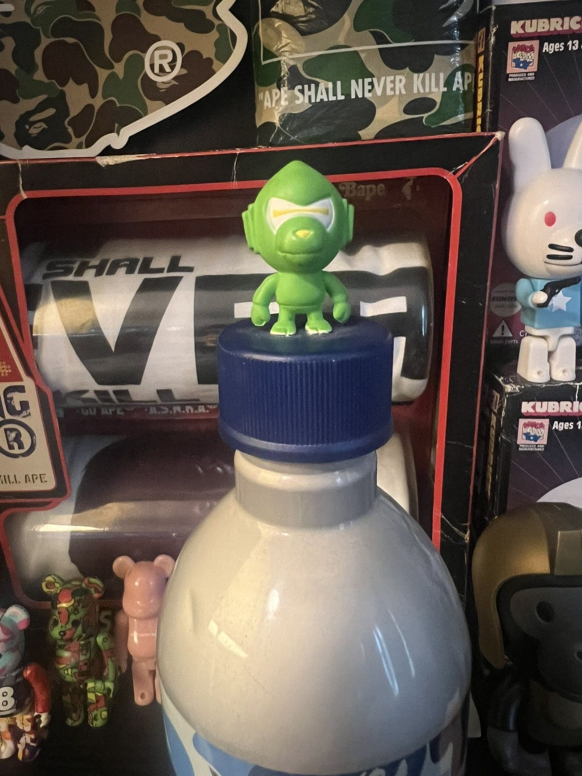 Bape × Pepsi Bape Pepsi 2001 Bottlecap figures Size ONE SIZE - 7 Thumbnail