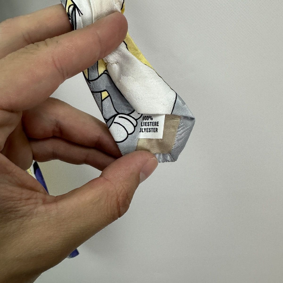 Vintage Vintage 90s Looney Tunes Warner Bros Bugs Bunny tie y2k Size ONE SIZE - 6 Thumbnail