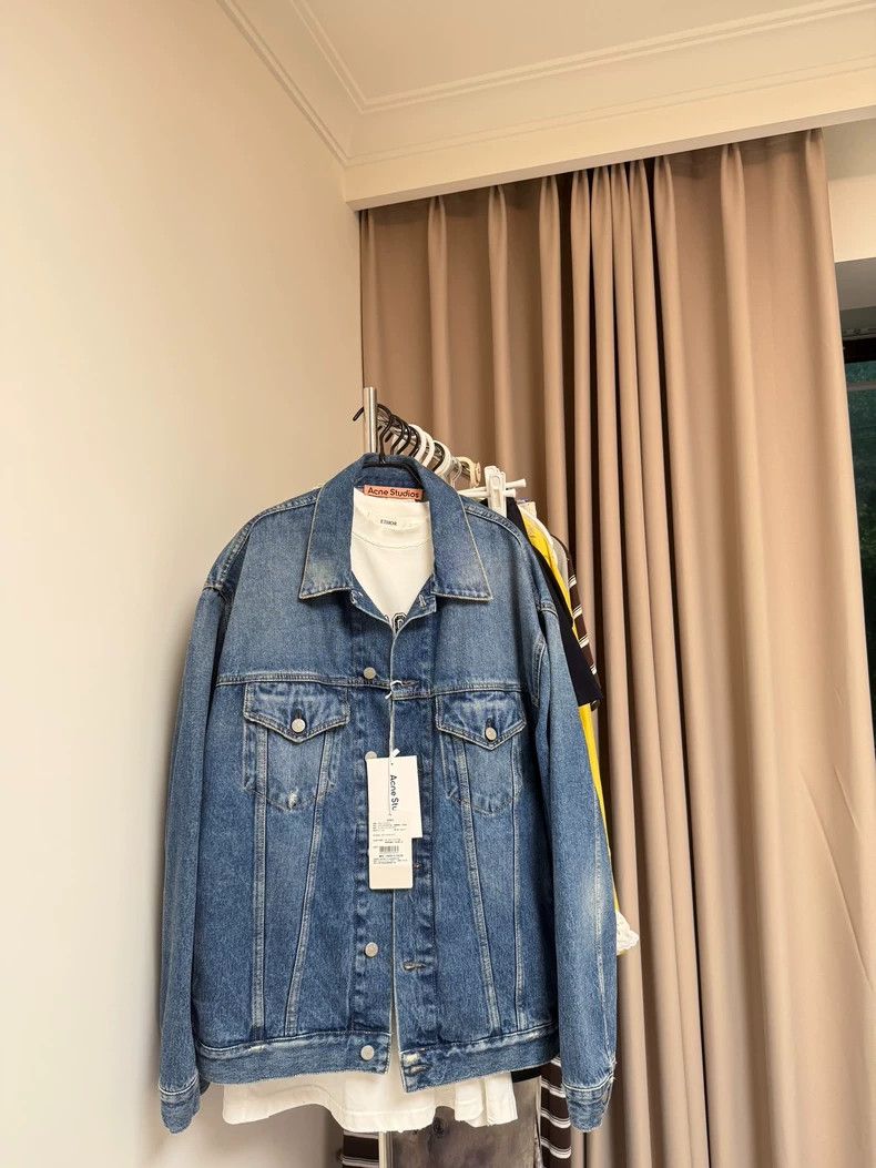 Acne Studios Acne Studios Blue classic denim jacket Size US L / EU 52-54 / 3 - 1 Thumbnail