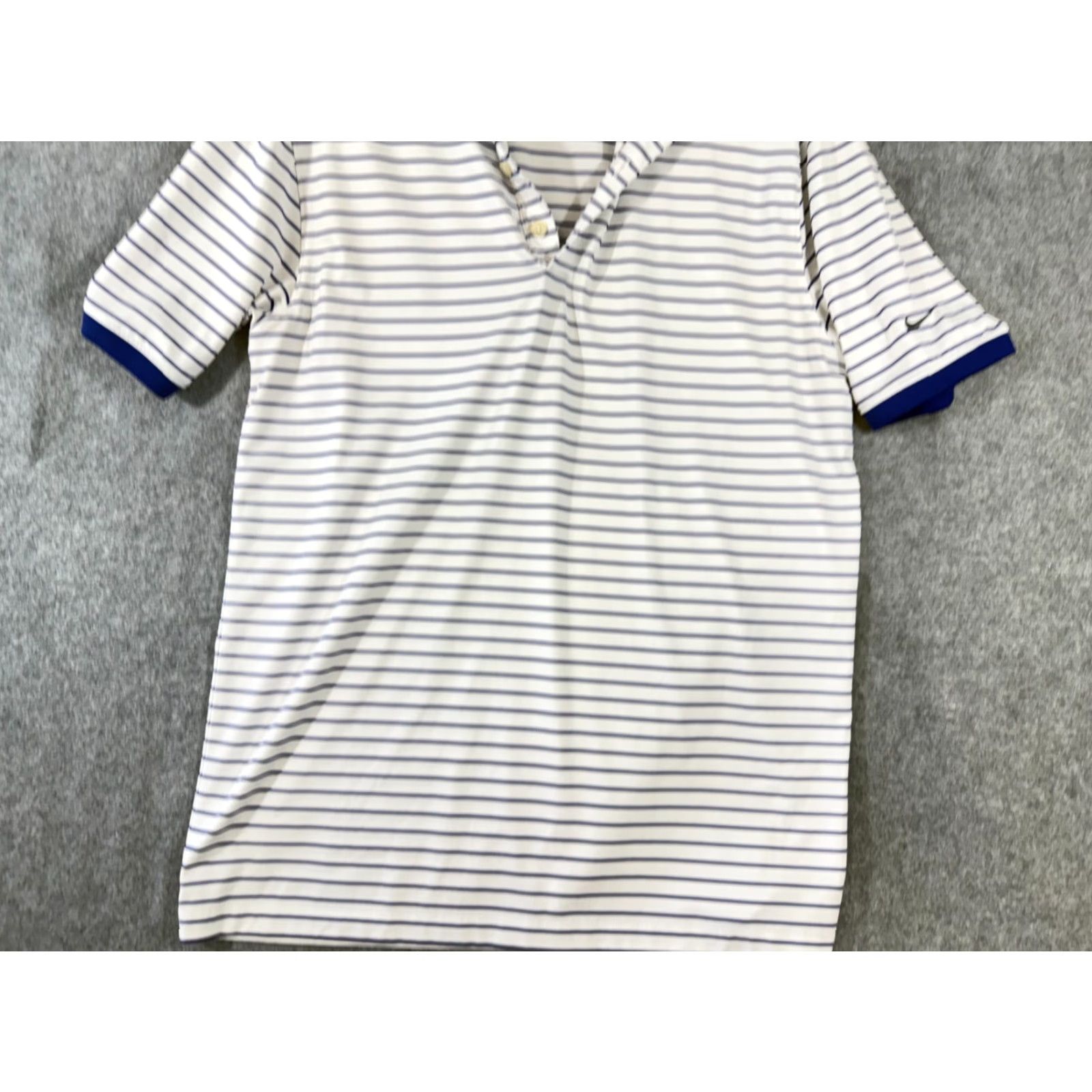 Nike Nike Golf Polo Shirt Mens M White Blue Striped Standard Fit Stretch Performance Short Sleeve Size US M / EU 48-50 / 2 - 4 Thumbnail