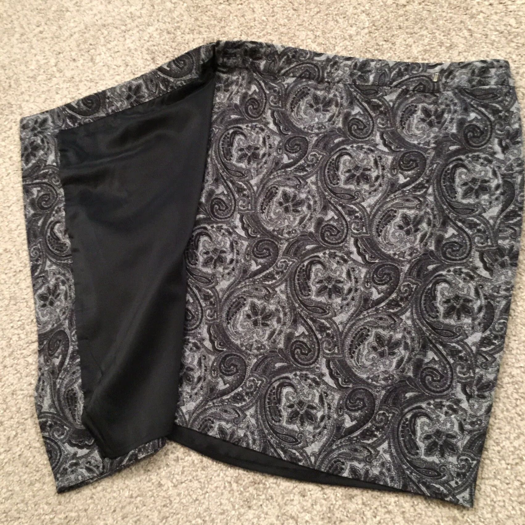 Talbots Talbots Wrap Skirt Women Size 10 Gray Paisley Lined Wool Blend Size 32" / US 10 / IT 46 - 6 Thumbnail