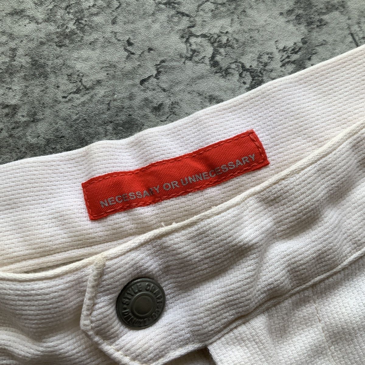 Evisu Evisu Necessary or Unnecessary Seagull Kanji Shorts Size US 32 / EU 48 - 6 Thumbnail
