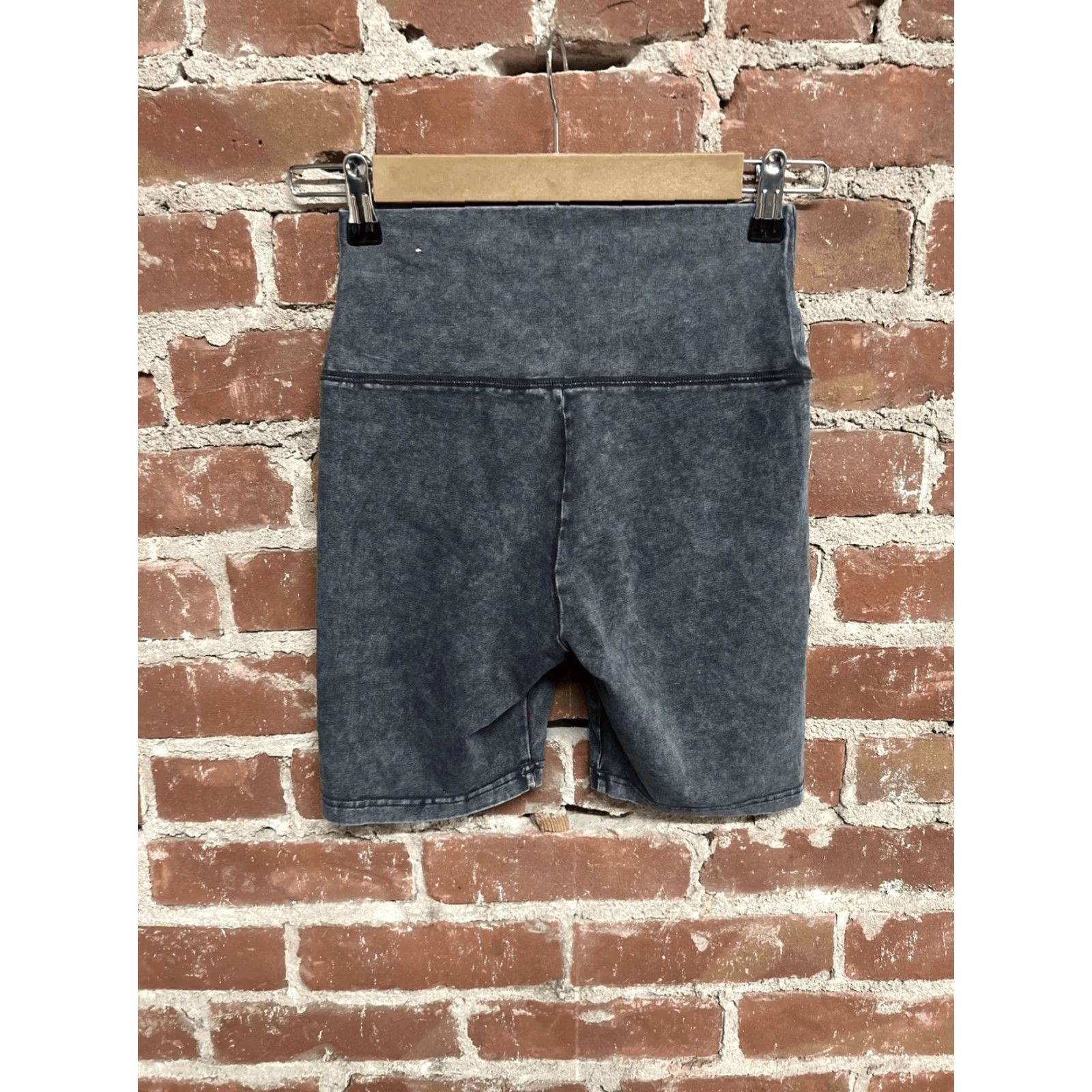 Vintage Aerie Womens Acid Wash Gray Compression Shorts Size Small Size 28" / US 6 / IT 42 - 2 Thumbnail