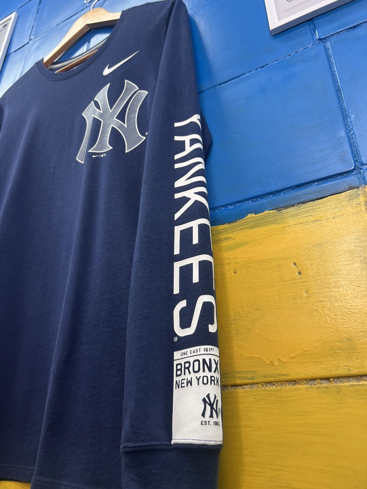 New York Yankees × Nike Nike New York Longsleeve T-Shirt Size US S / EU 44-46 / 1 - 5 Thumbnail