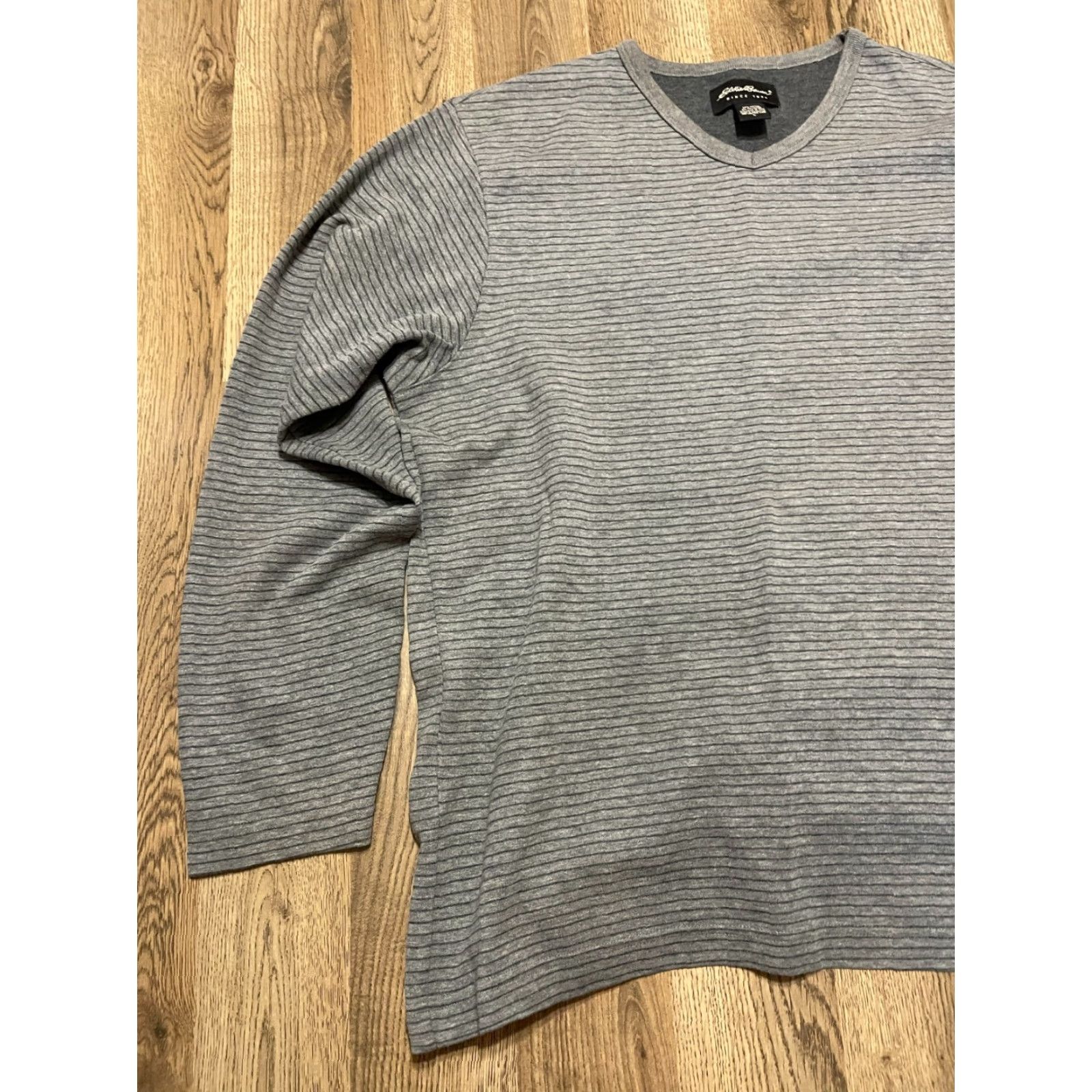 Eddie Bauer Eddie Bauer Women's Size Large Sweater, Gray Long Sleeve Pullover Size L / US 10 / IT 46 - 4 Thumbnail