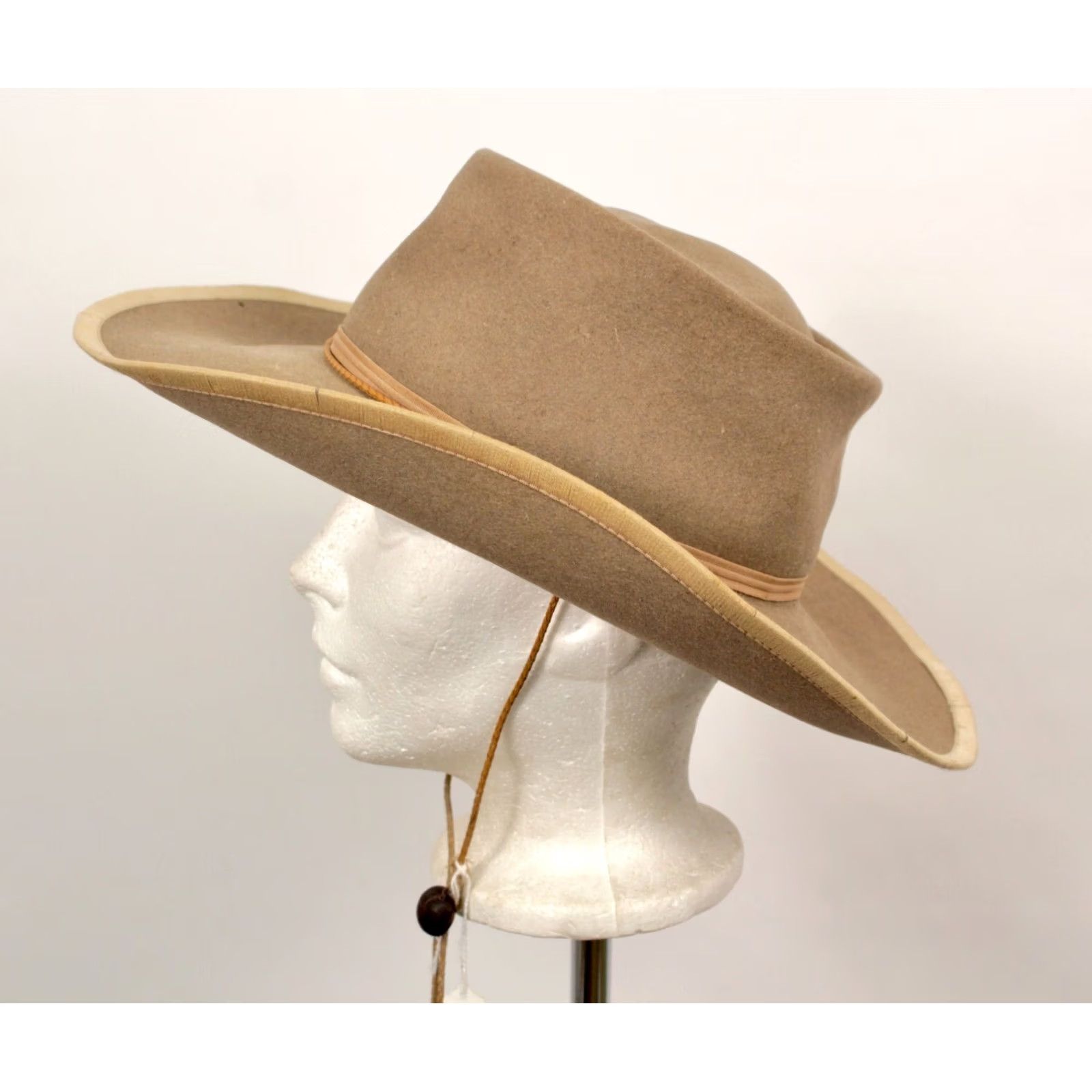 Vintage Women's Western Hat Cowboy 6 7/8 Beige Felt Brent Deluxe VTG 1950s Men’s Ladies? Size ONE SIZE - 3 Thumbnail