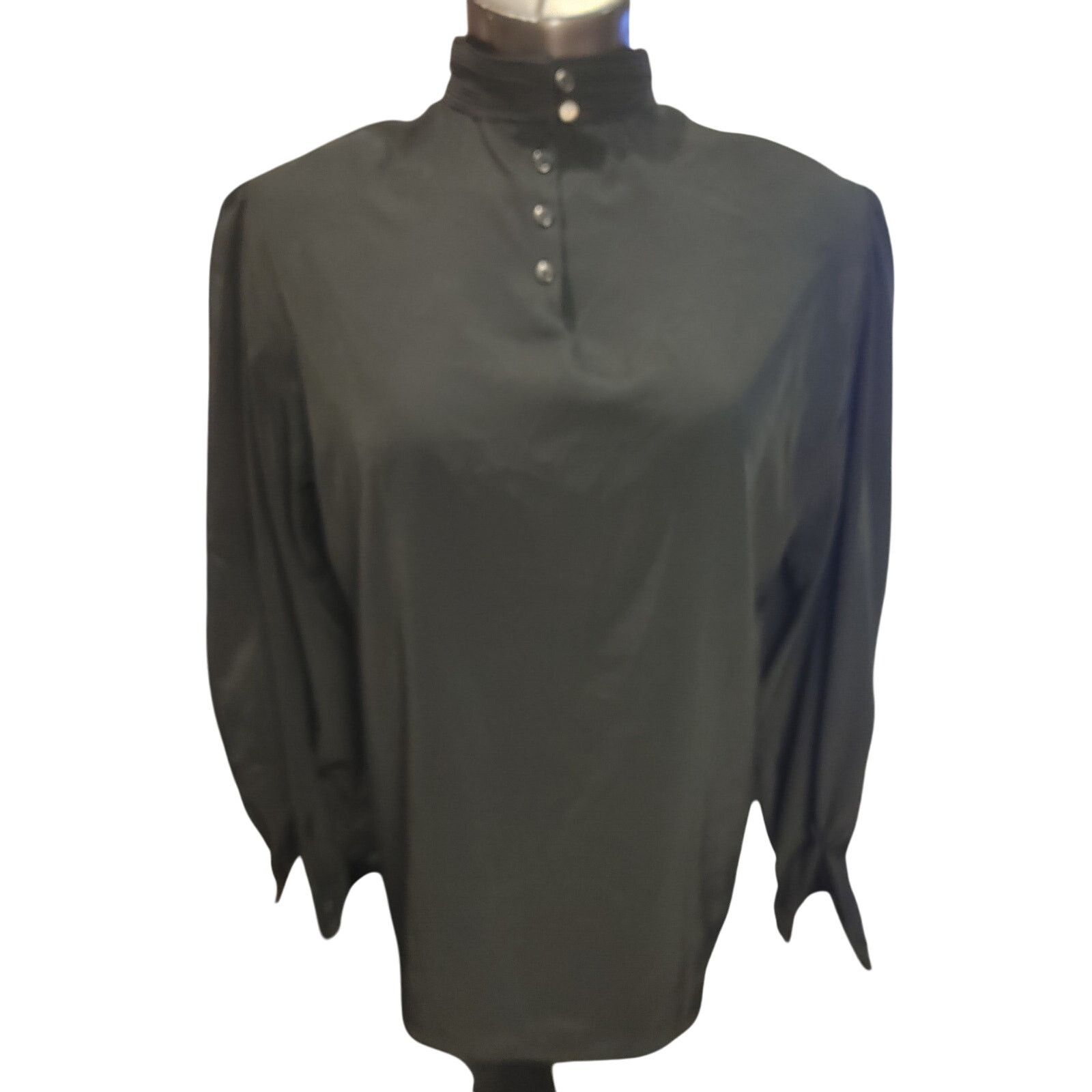 Other TotonKo Sport Women's 12 Black 3/4 Bttn Long Sleeve Blouse Size XL / US 12-14 / IT 48-50 - 1 Thumbnail