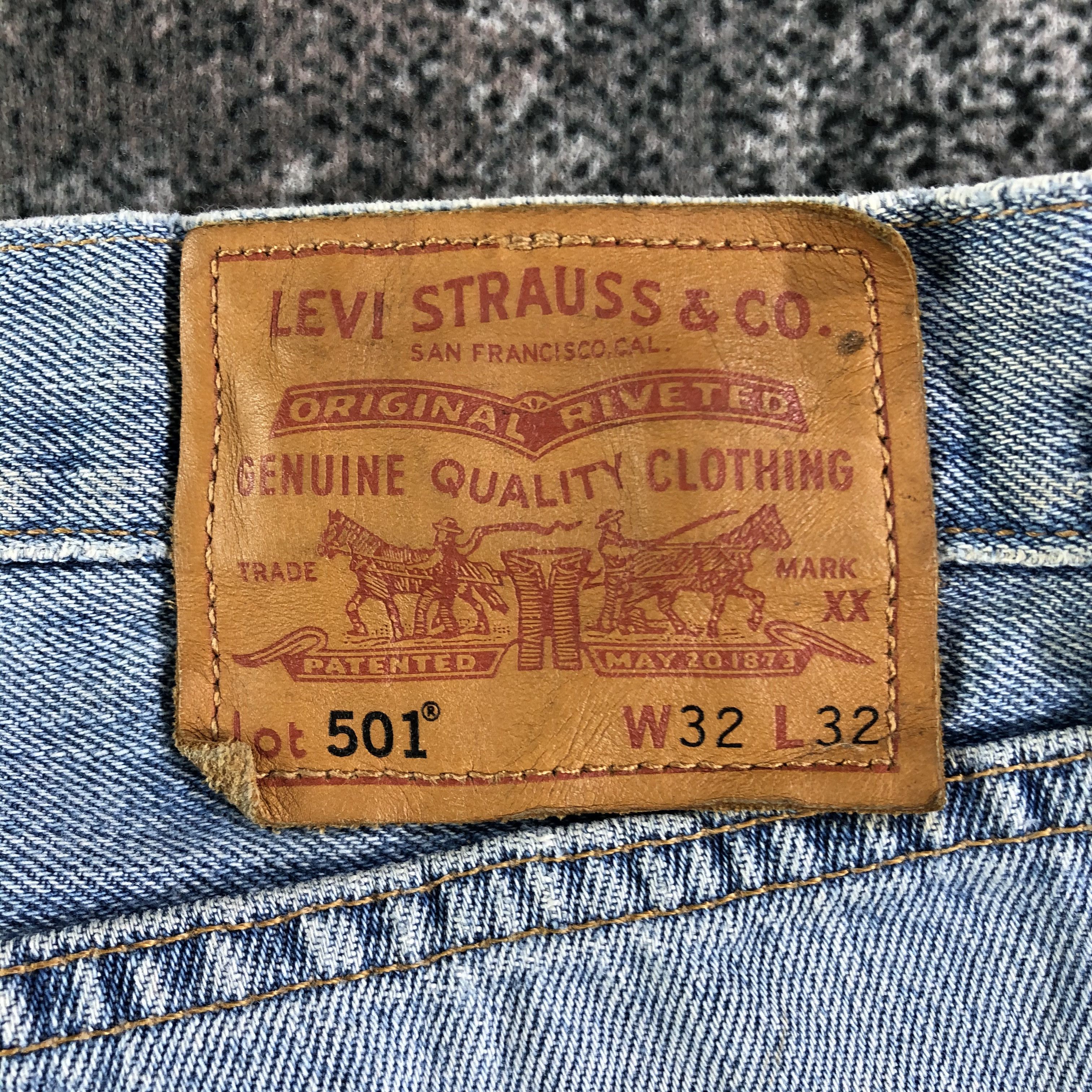 Levi's Vintage Levis 501 Jeans Distressed Denim KJ2296 Size US 32 / EU 48 - 5 Thumbnail