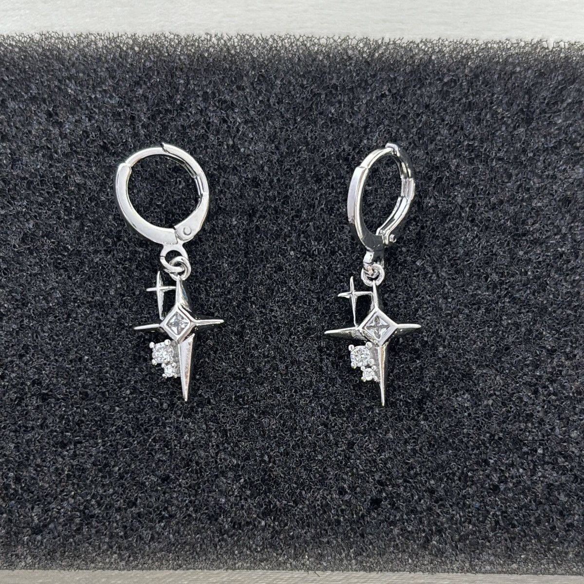 Other CZ Star Dangle Drop Earrings for Men Women Size ONE SIZE - 1 Thumbnail