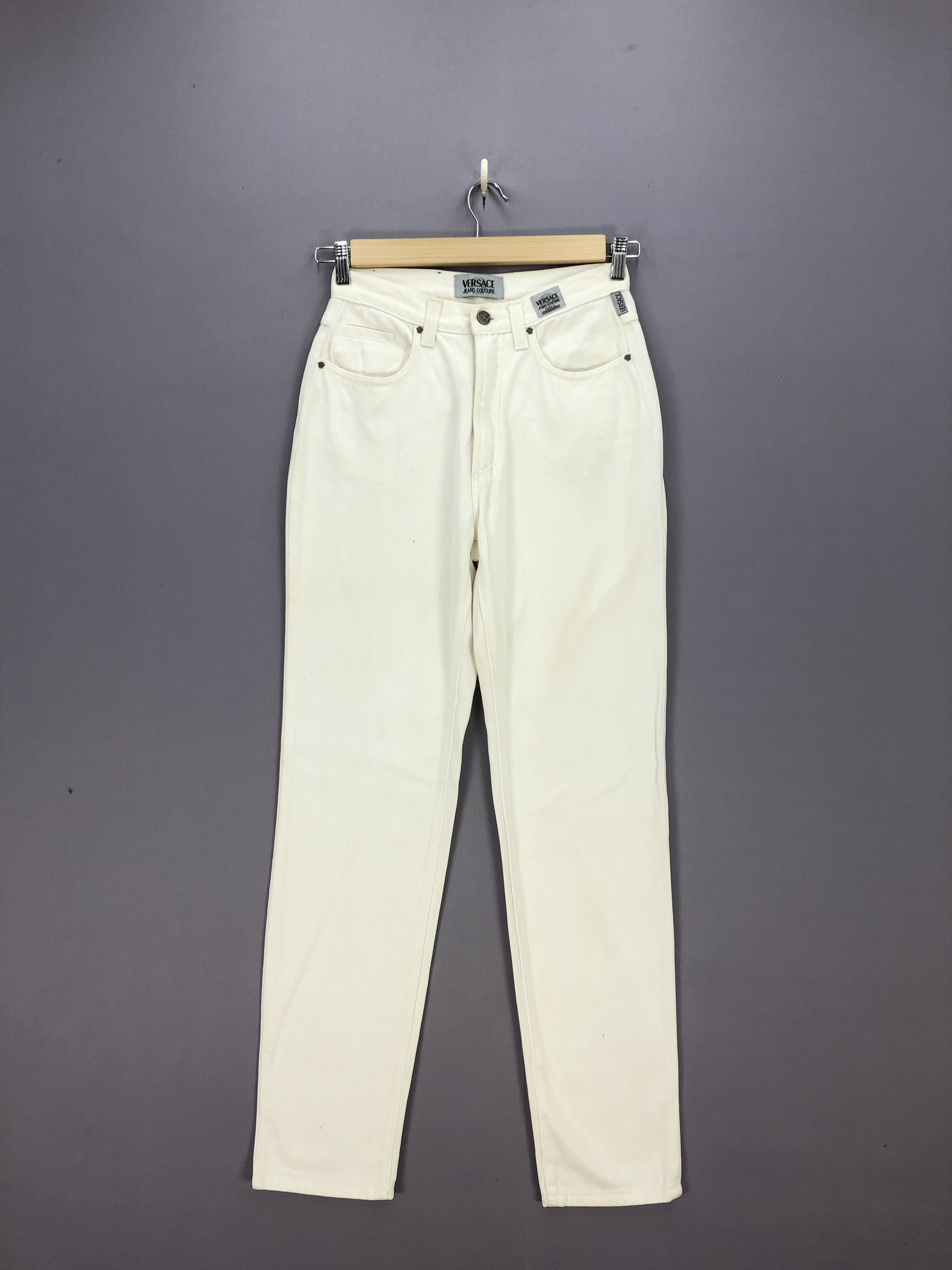 Versace Vintage Versace White Jeans Versace Couture Medusa Denim Size 26" / US 2 / IT 38 - 1 Thumbnail