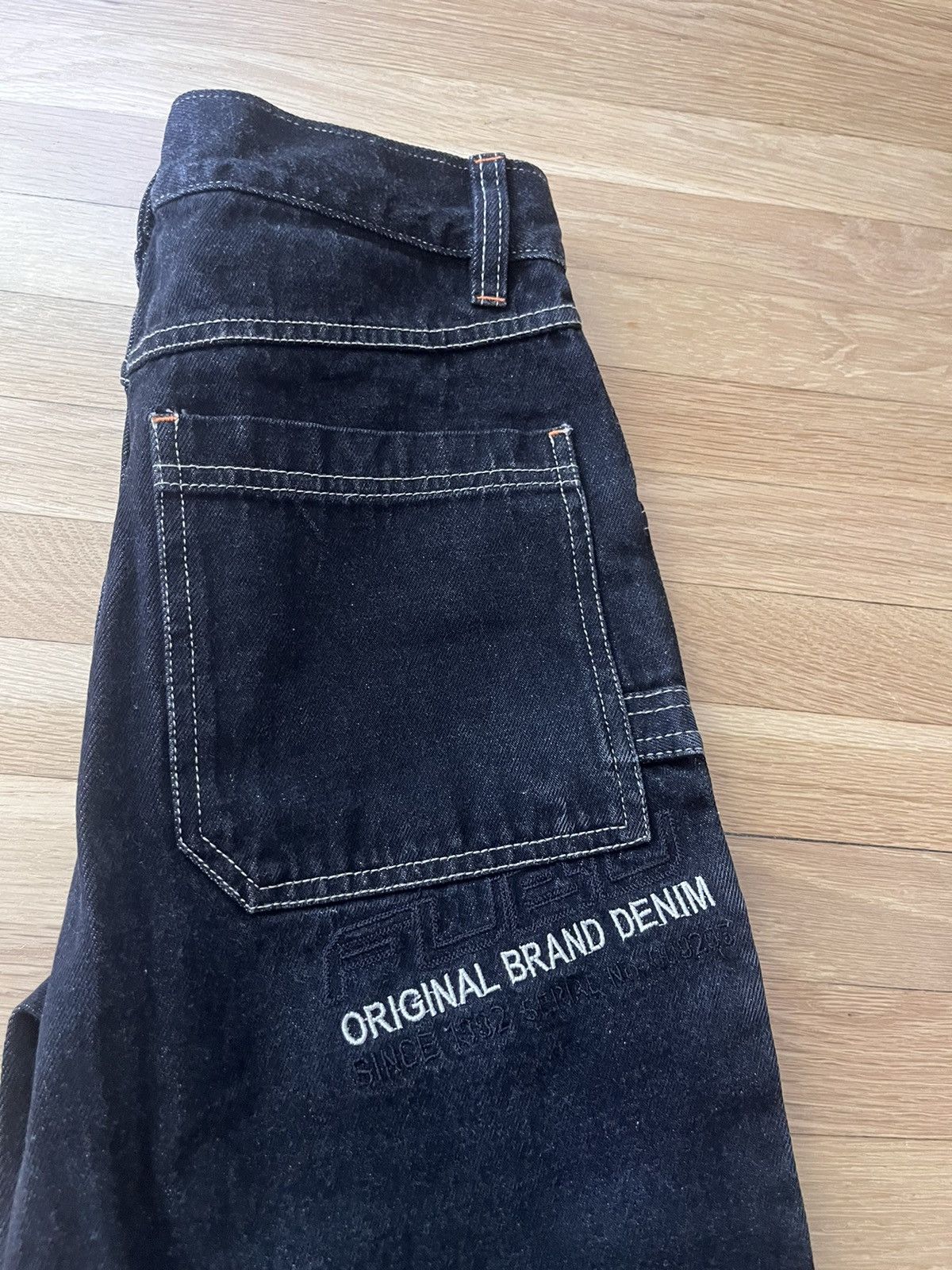 Fubu × Vintage VTG FUBU Y2K Cargo Jeans Size 28 Size US 28 / EU 44 - 4 Thumbnail