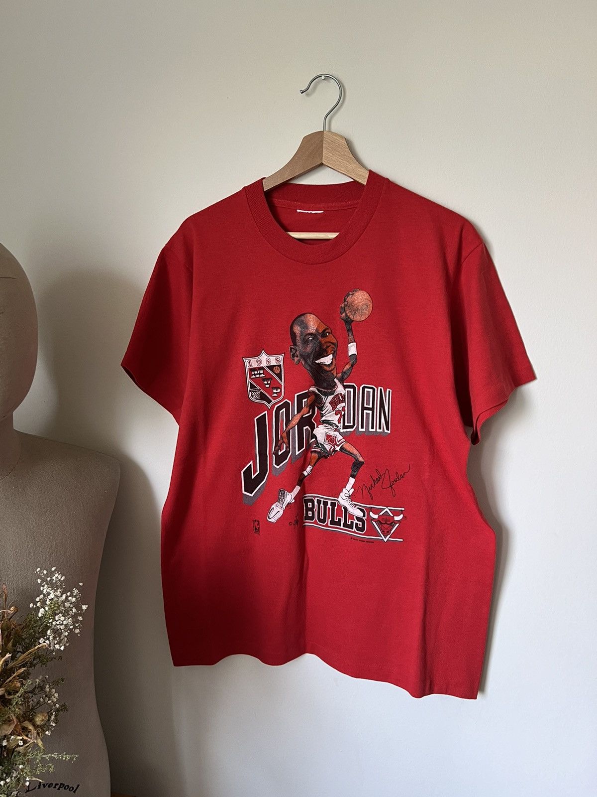 image of NBA x Salem Vintage 1988 Michael Jordan Caricature Chicago Bulls Mvp Tee in Red, Men's (Size Large)