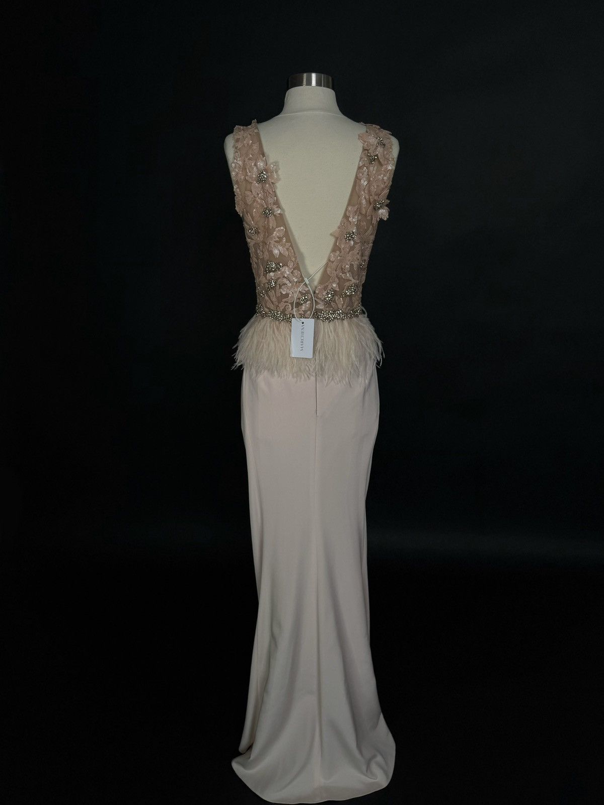 Marchesa Brand New US 6 Marchesa Maxi Gown with Feather Detail Size M / US 6-8 / IT 42-44 - 7 Thumbnail