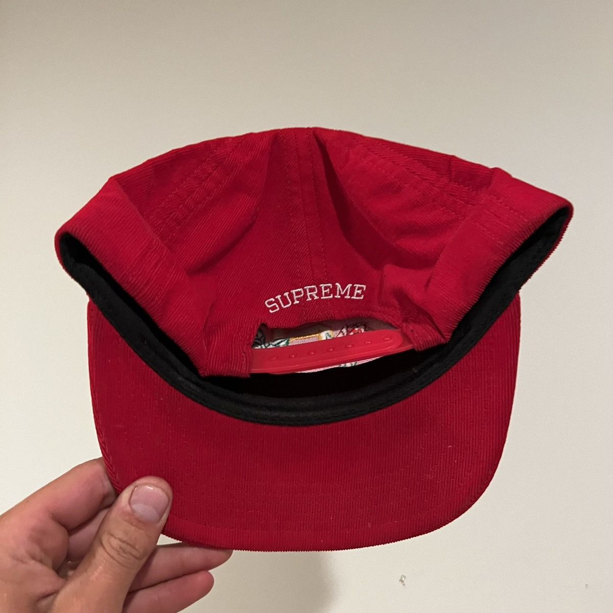 Supreme Supreme Rose S Logo snapback red Size ONE SIZE - 10 Thumbnail
