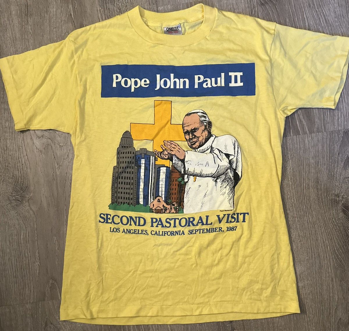 Vintage Vtg 80s Pope John Paul II USA Los Angeles Visit T Shirt Size US L / EU 52-54 / 3 - 1 Thumbnail