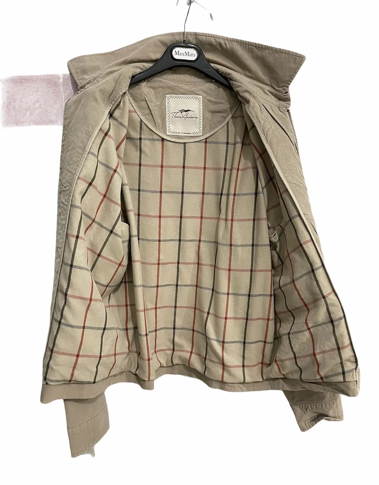 Burberry 🔥 tb Burberry lightweight jacket checkred size L Size US L / EU 52-54 / 3 - 6 Thumbnail