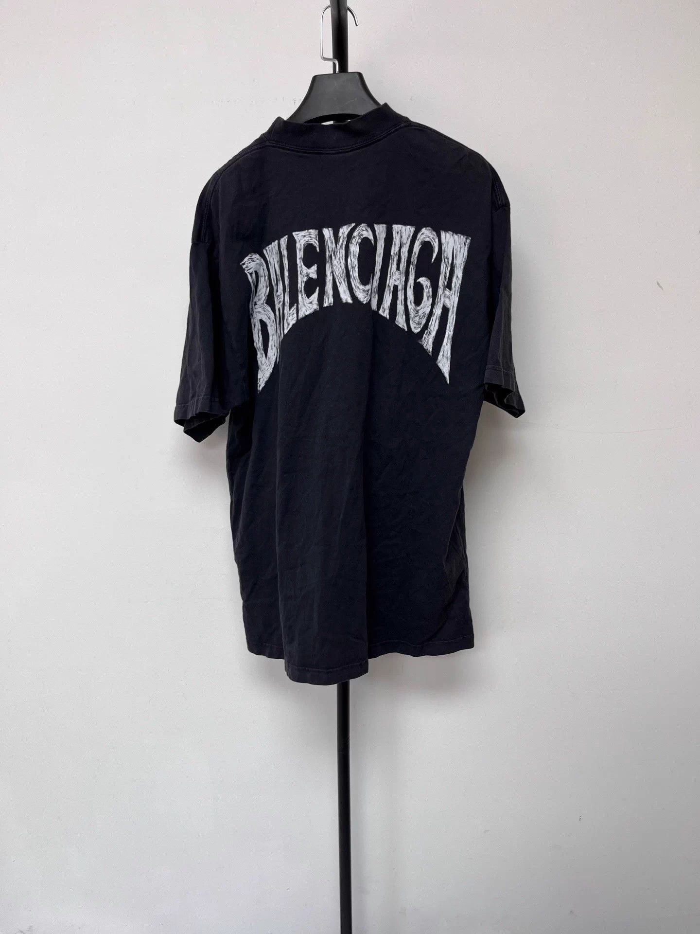 Balenciaga Balenciaga Logo Arch Print Men's Black Regular Short Tee S Size US S / EU 44-46 / 1 - 2 Thumbnail