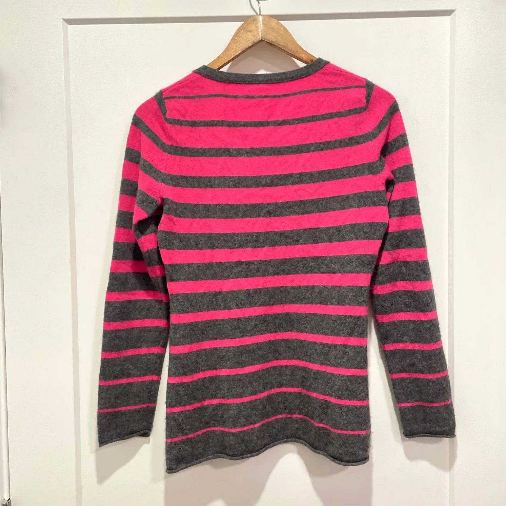Pinko C. Cashmere Womens Sweater V-Neck Striped Pink Grey Size M 100% Cashmere Size M / US 6-8 / IT 42-44 - 3 Thumbnail