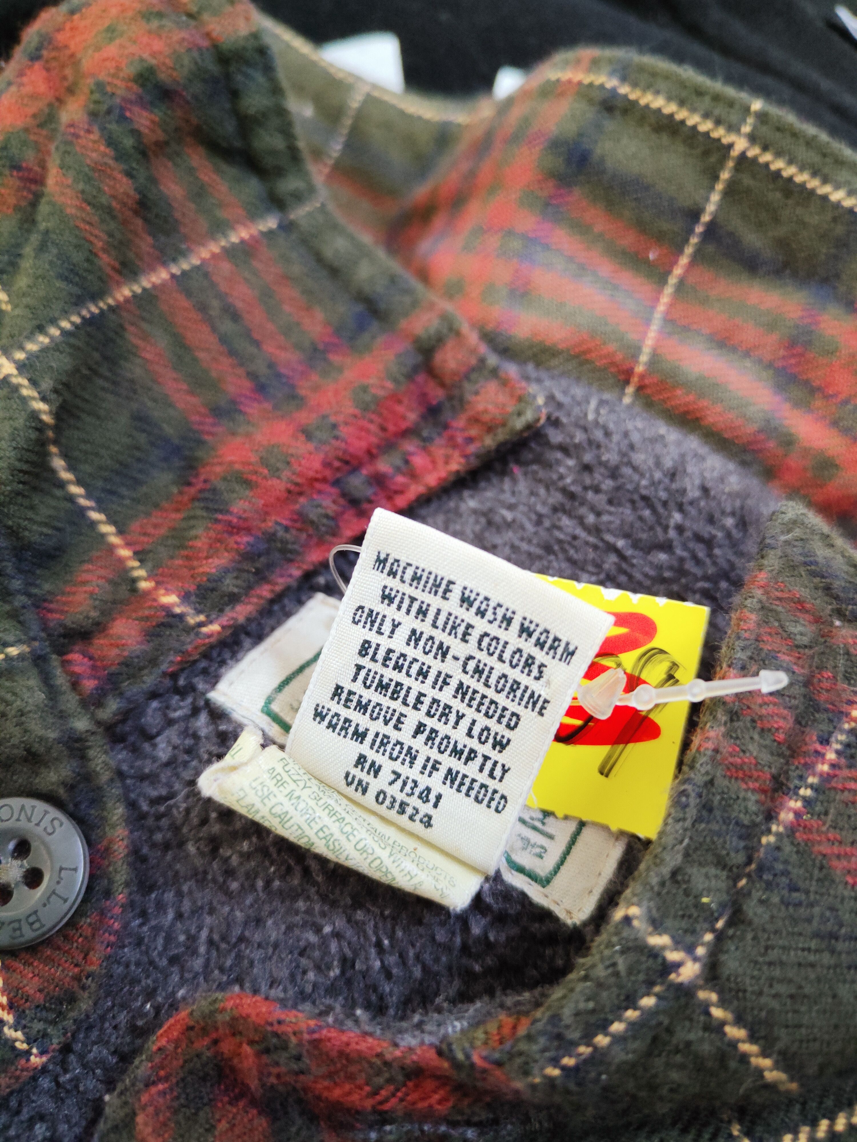 Japanese Brand × L.L. Bean L.L.Bean Olive Red Button checkered jacket #W259 Size US M / EU 48-50 / 2 - 11 Thumbnail