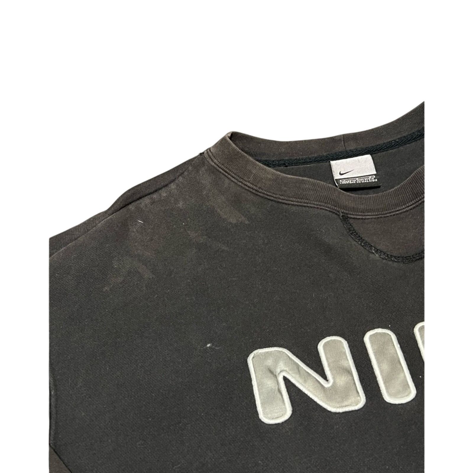 Nike NIKE Spell Out Vintage Y2K Crewneck Sweater Jumper Pullover Size US L / EU 52-54 / 3 - 4 Thumbnail