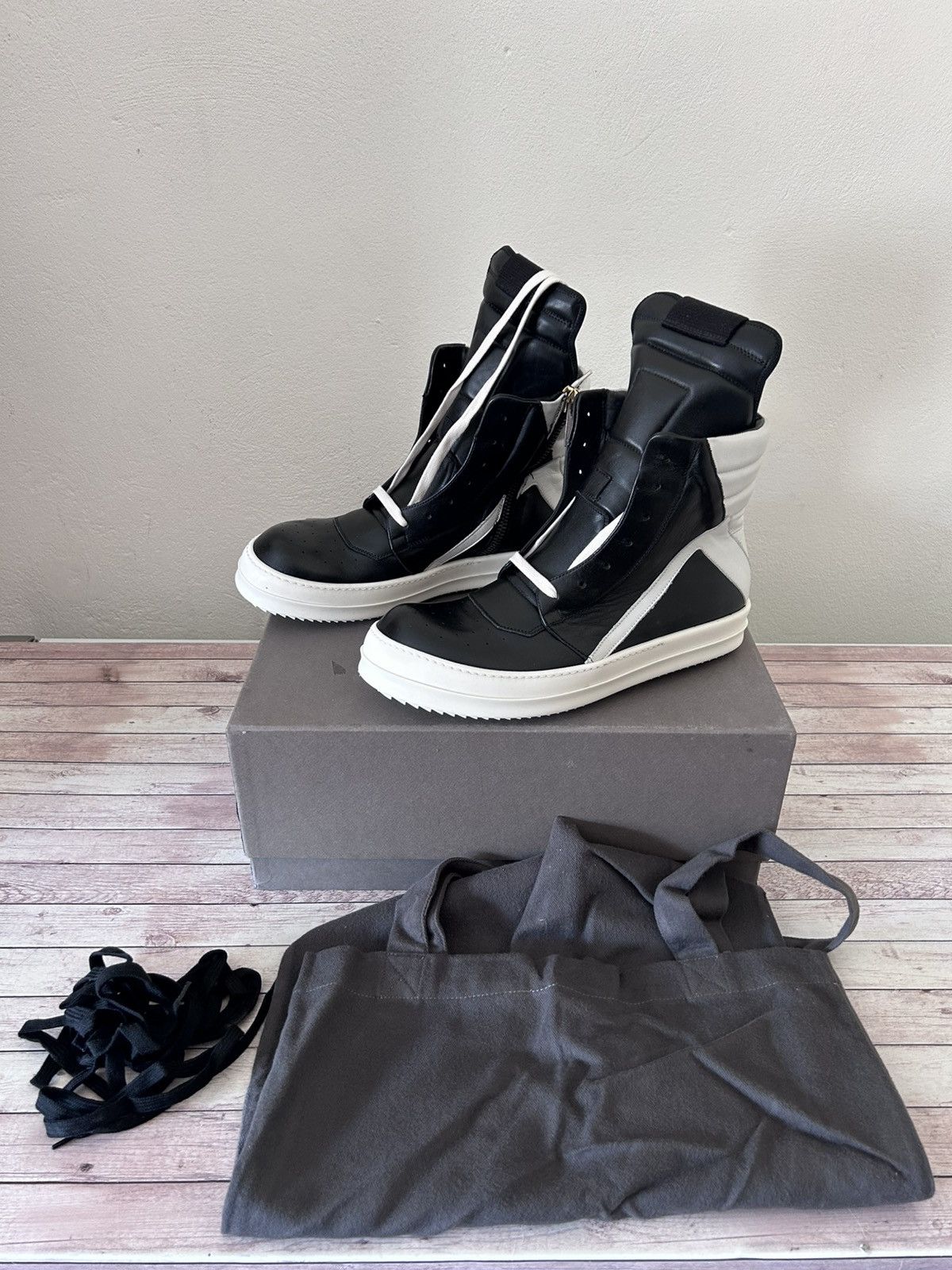 Maison Margiela tabi boot candle ULTRA RARE NEW in box vintage