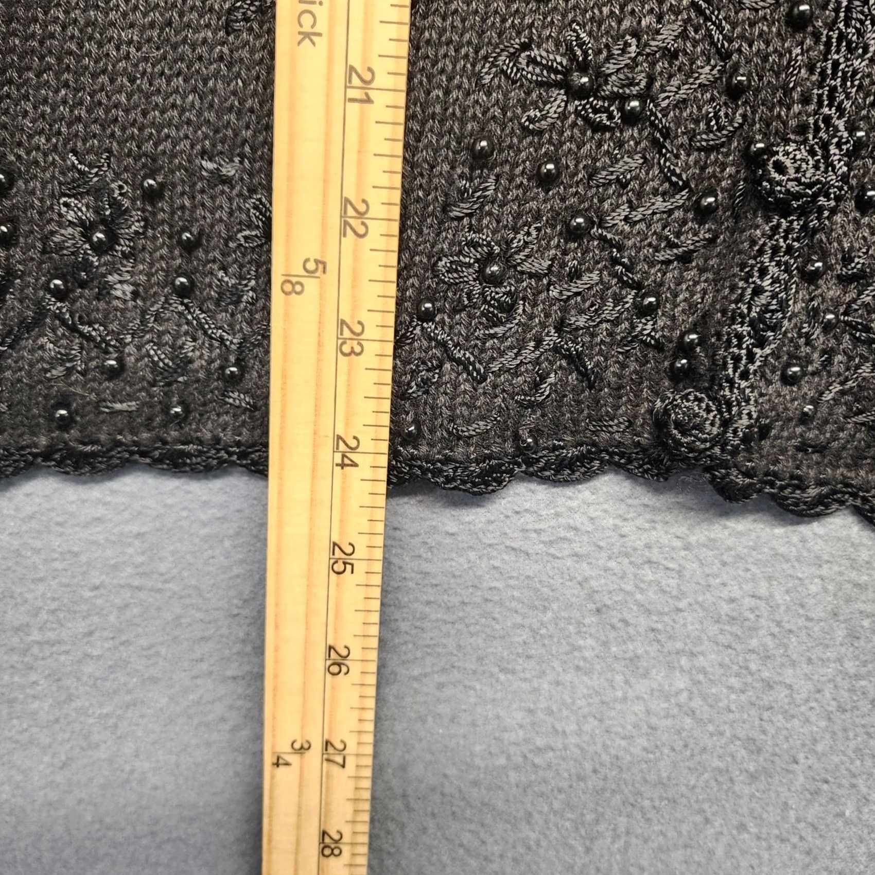 Vintage VINTAGE Tiara Cardigan Sweater Womens Large Black Embellished Floral NEW Size L / US 10 / IT 46 - 5 Thumbnail