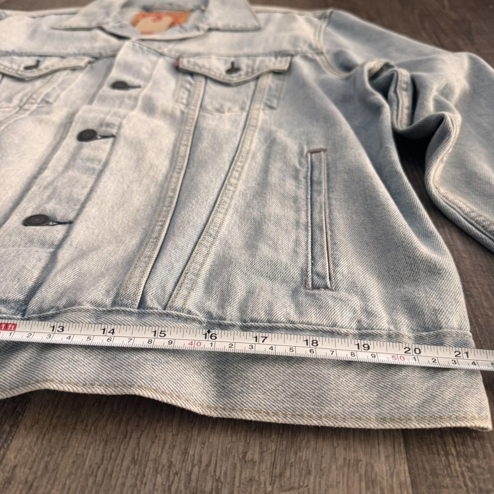 Levi's LEVIS • Classic Denim Jacket (L) NWT Size US L / EU 52-54 / 3 - 4 Thumbnail