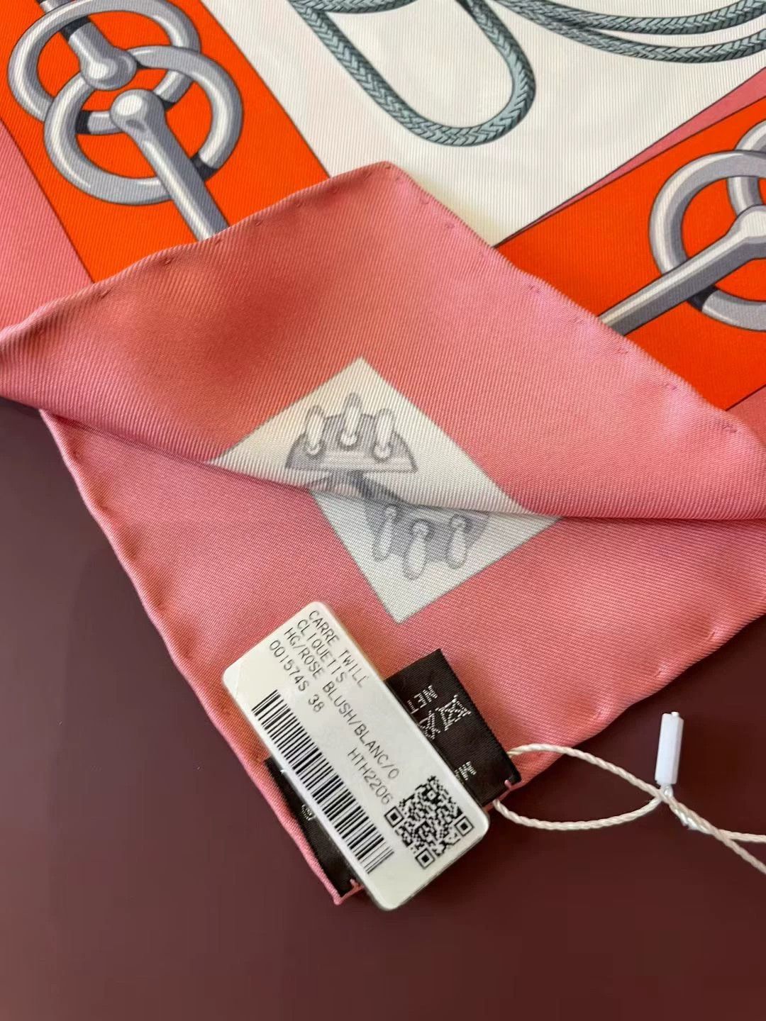 Hermes Hermès 90x90 Silk Scarf New Unused Size ONE SIZE - 5 Thumbnail