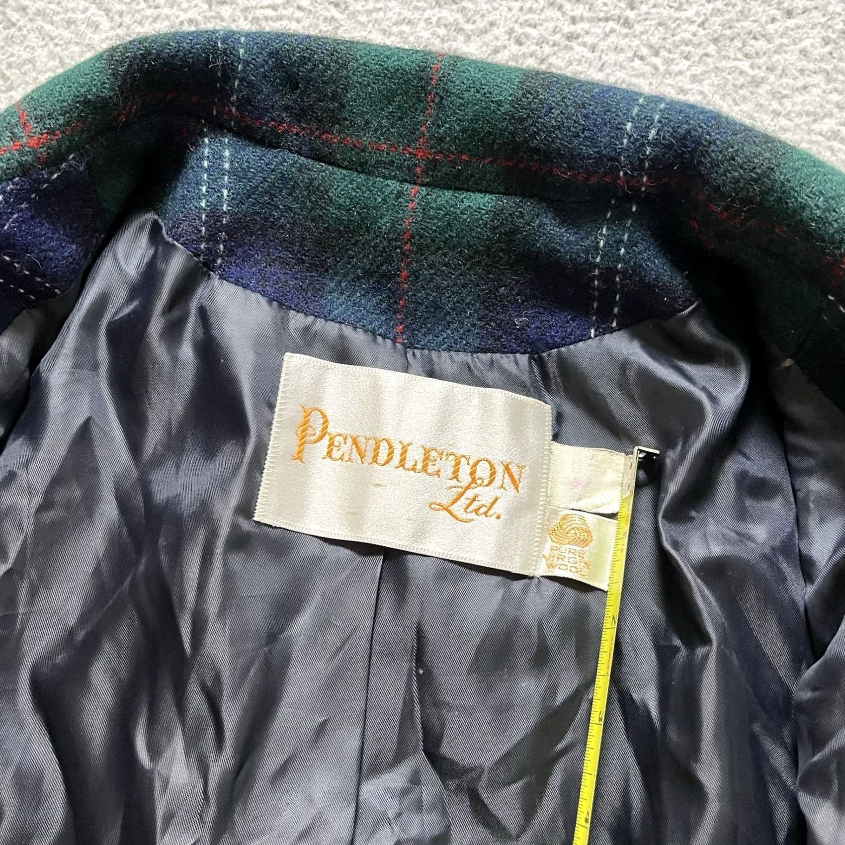 Pendleton Pendleton Blazer Women 14 Green Plaid Wool 70s Vintage Preppy Jacket Three-Button Three-Button Front Size XL / US 12-14 / IT 48-50 - 4 Thumbnail