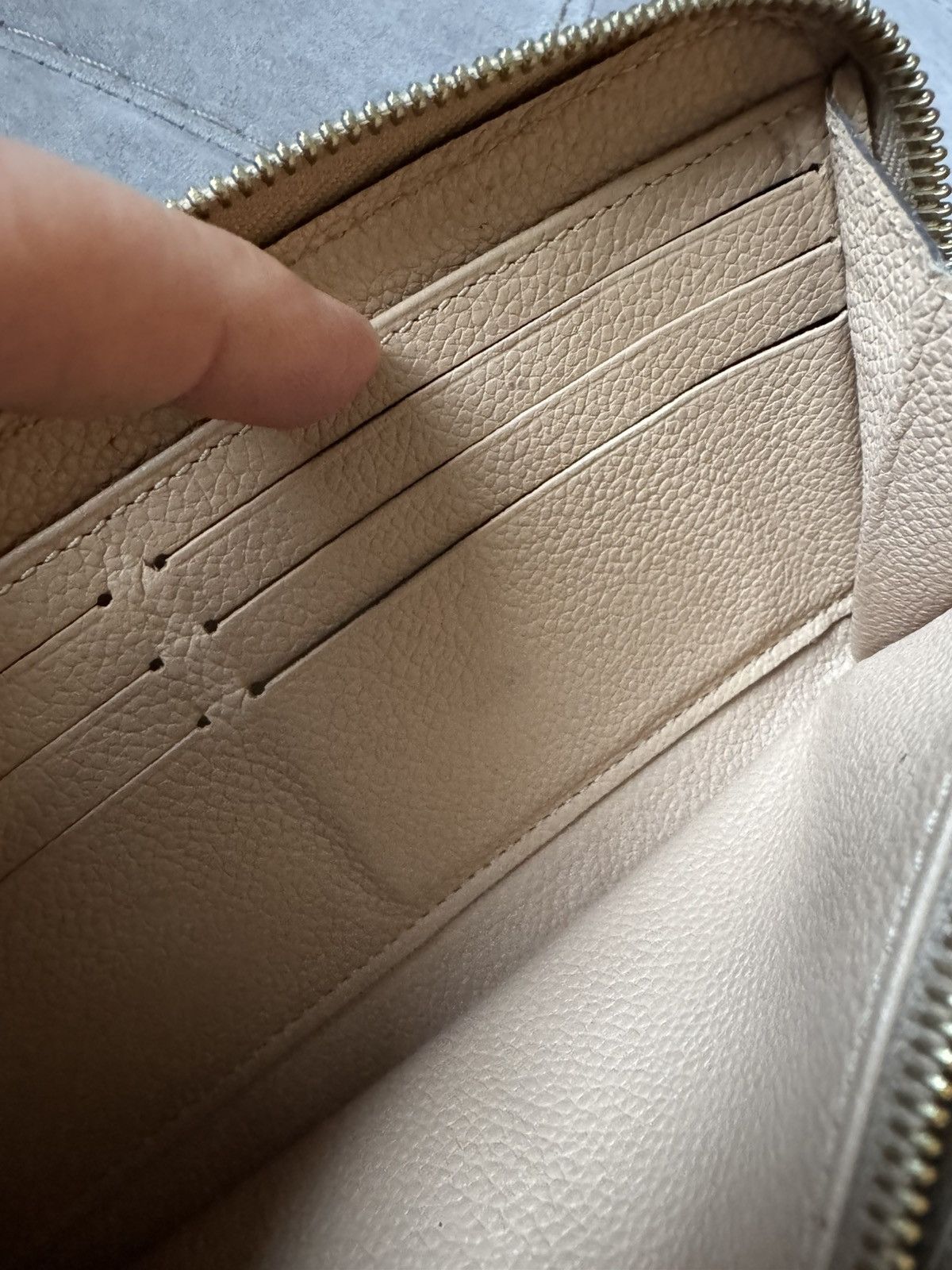 Louis Vuitton LOUIS VUITTON zip wallet purse pouch study all photos & desc Size ONE SIZE - 14 Thumbnail