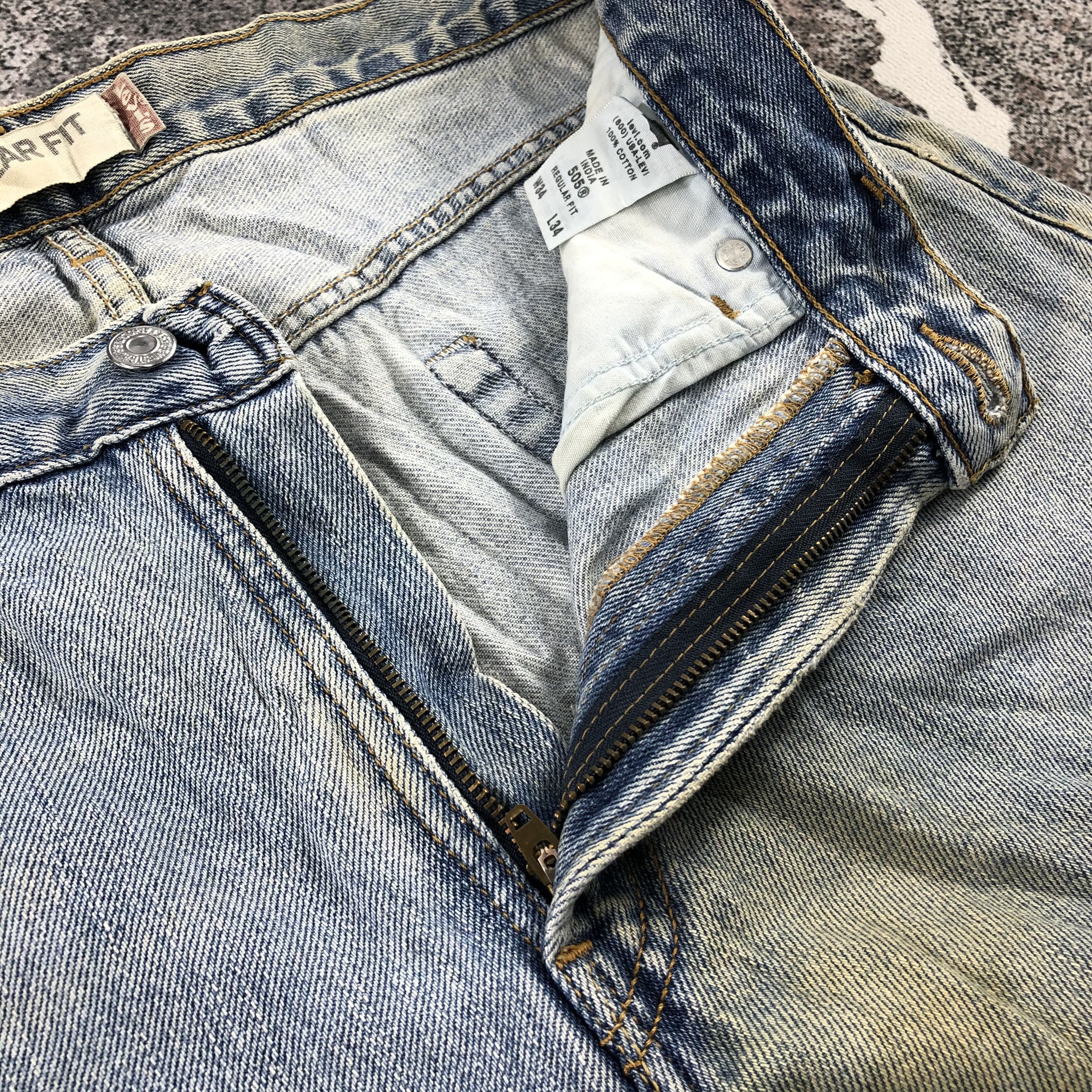 Levi's Vintage Levis 505 Jeans Dirty Medium Wash KJ1104 Size US 34 / EU 50 - 12 Thumbnail