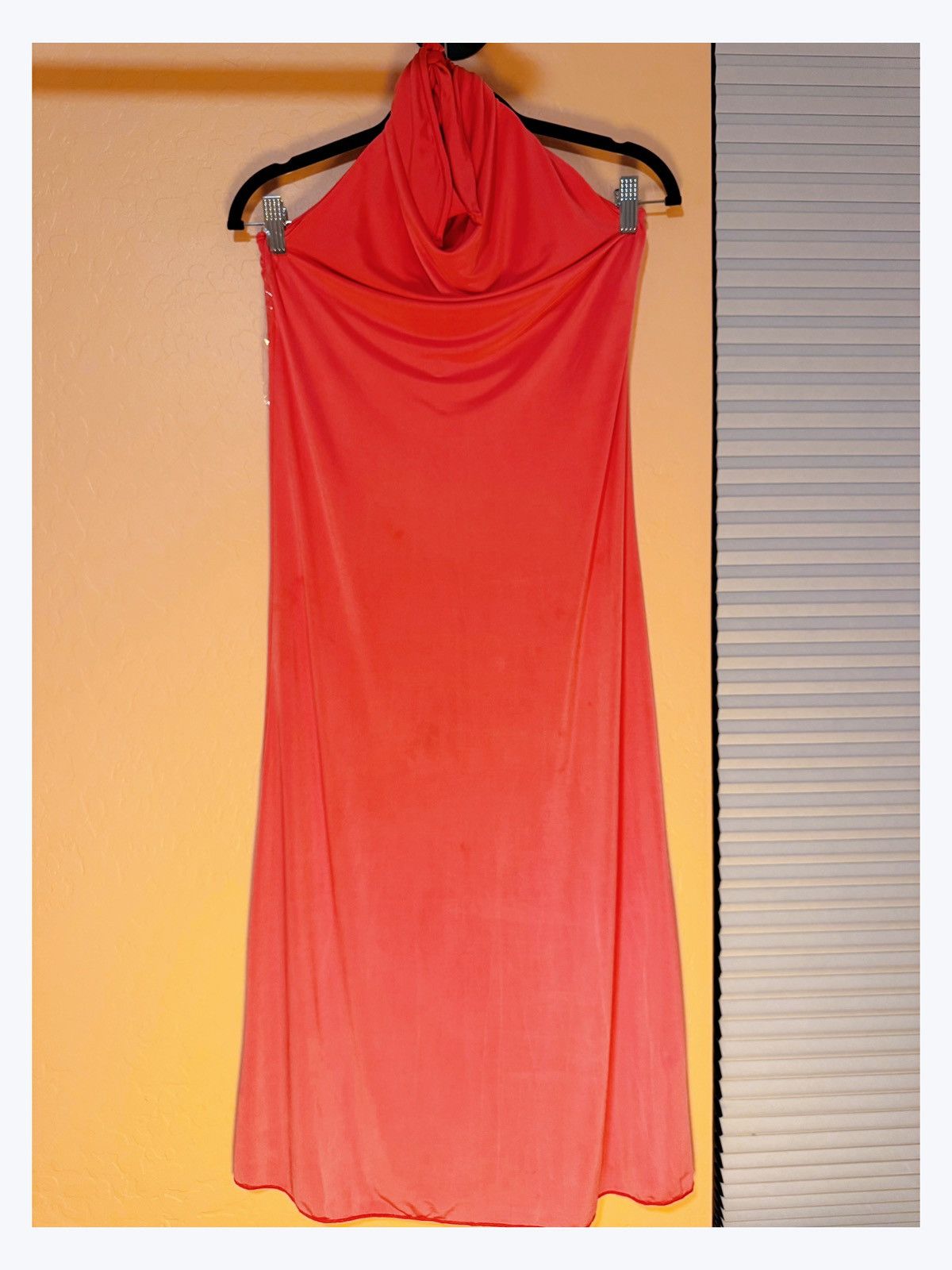 Other Sincerely Jules Coral Halter Bodycon Dress Size M / US 6-8 / IT 42-44 - 1 Thumbnail