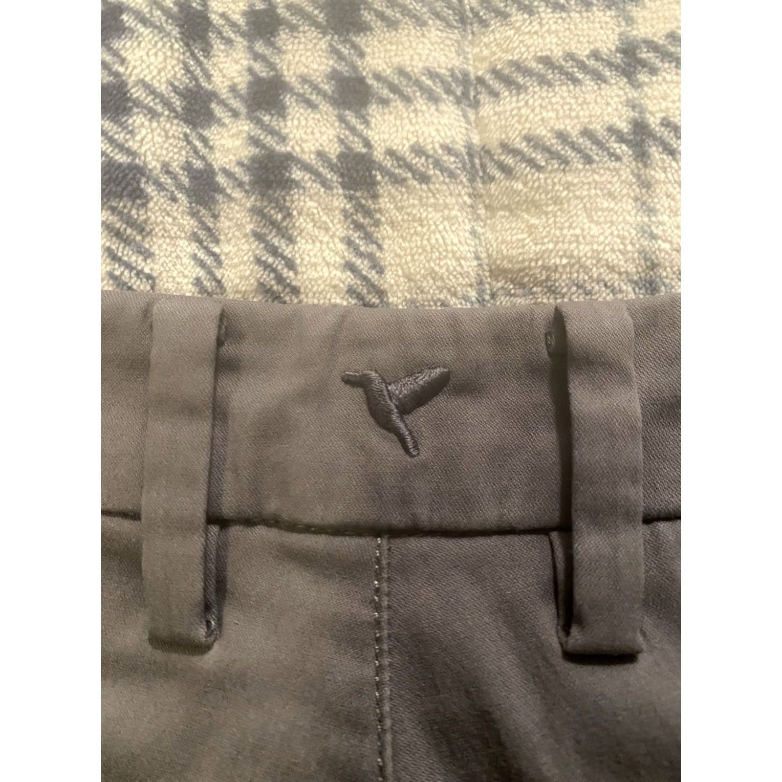 Vintage Bird Dogs Boom Pants Men 32x28 Gray Chino Golf Casual Preppy Athletic Stretch Breathable Tapered Pocket Zip Button Slim Inseam 28 Regular Size 32 Size US 32 / EU 48 - 3 Thumbnail