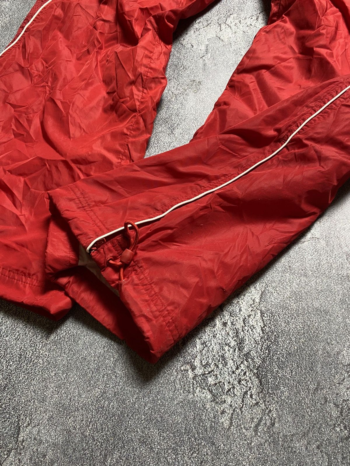 Nike Nike pants nylon vintage size Xxl red Size US 36 / EU 52 - 4 Thumbnail